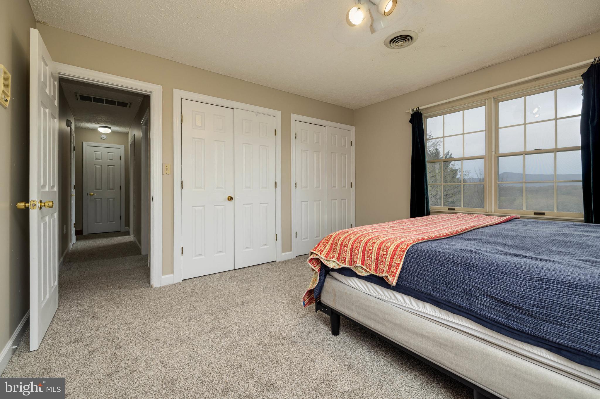 CEDAR KNOLL - Residential