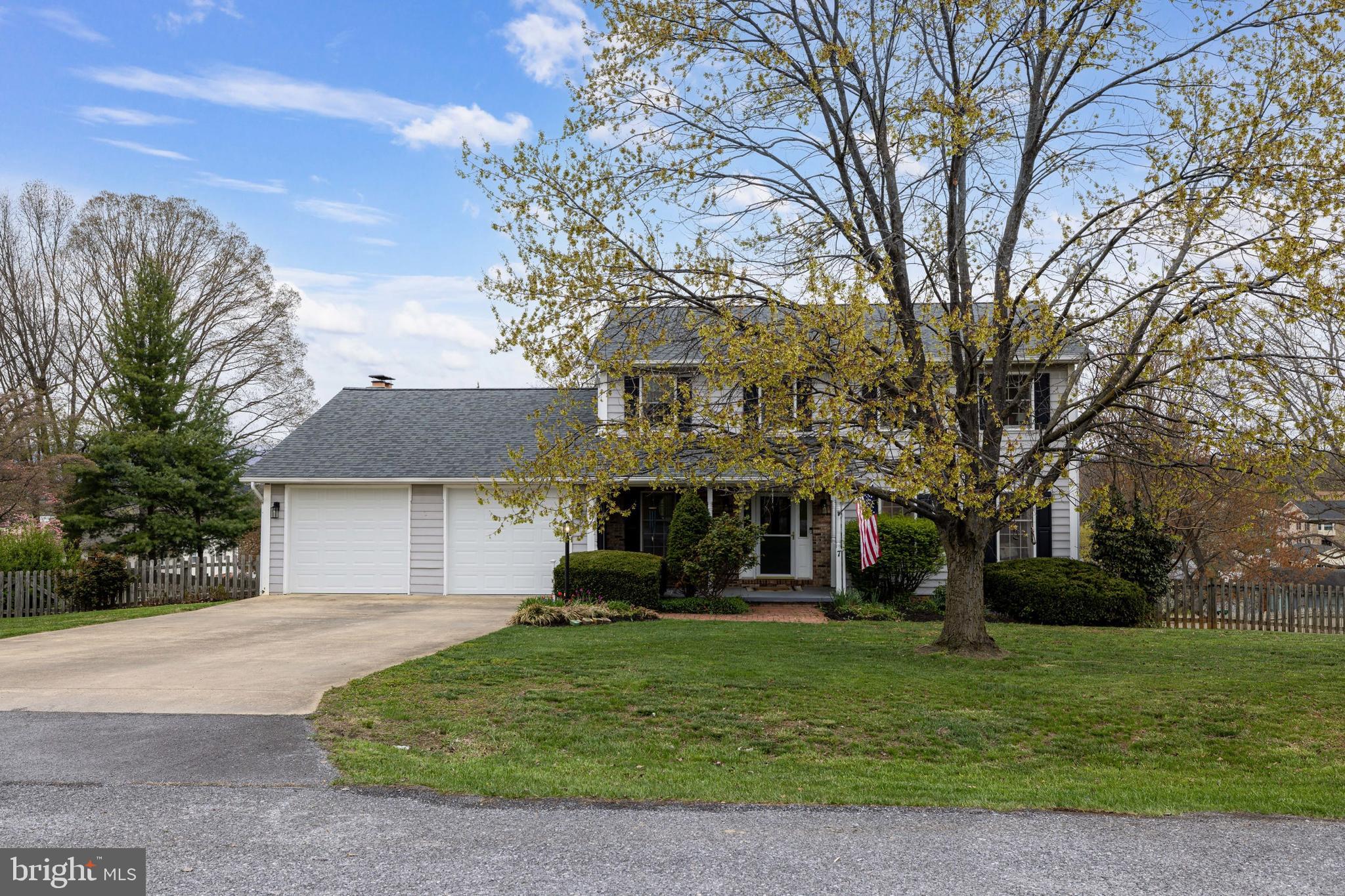 CEDAR KNOLL - Residential