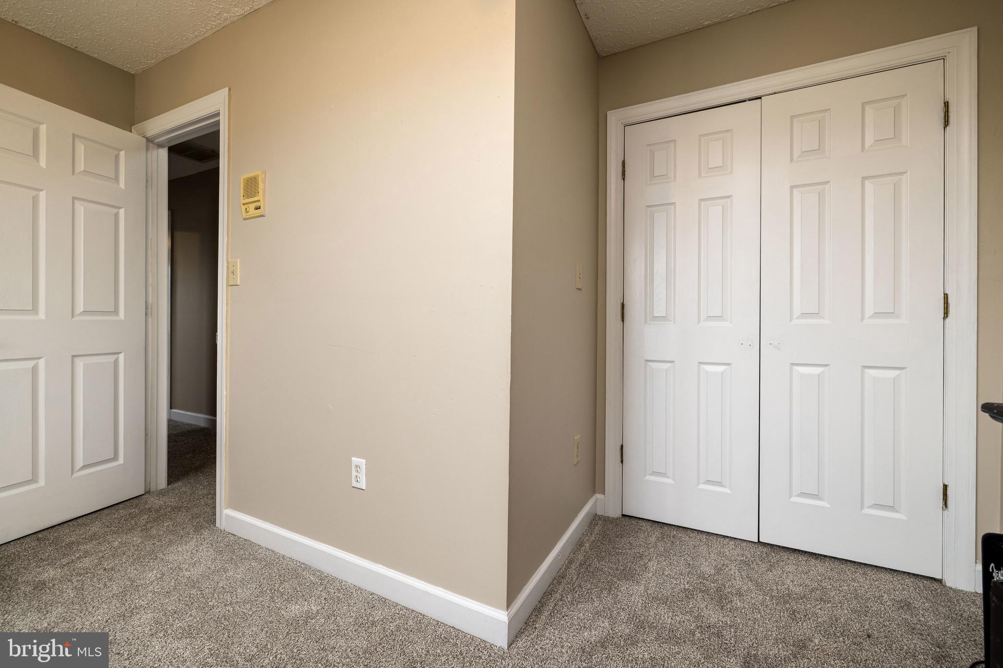 CEDAR KNOLL - Residential