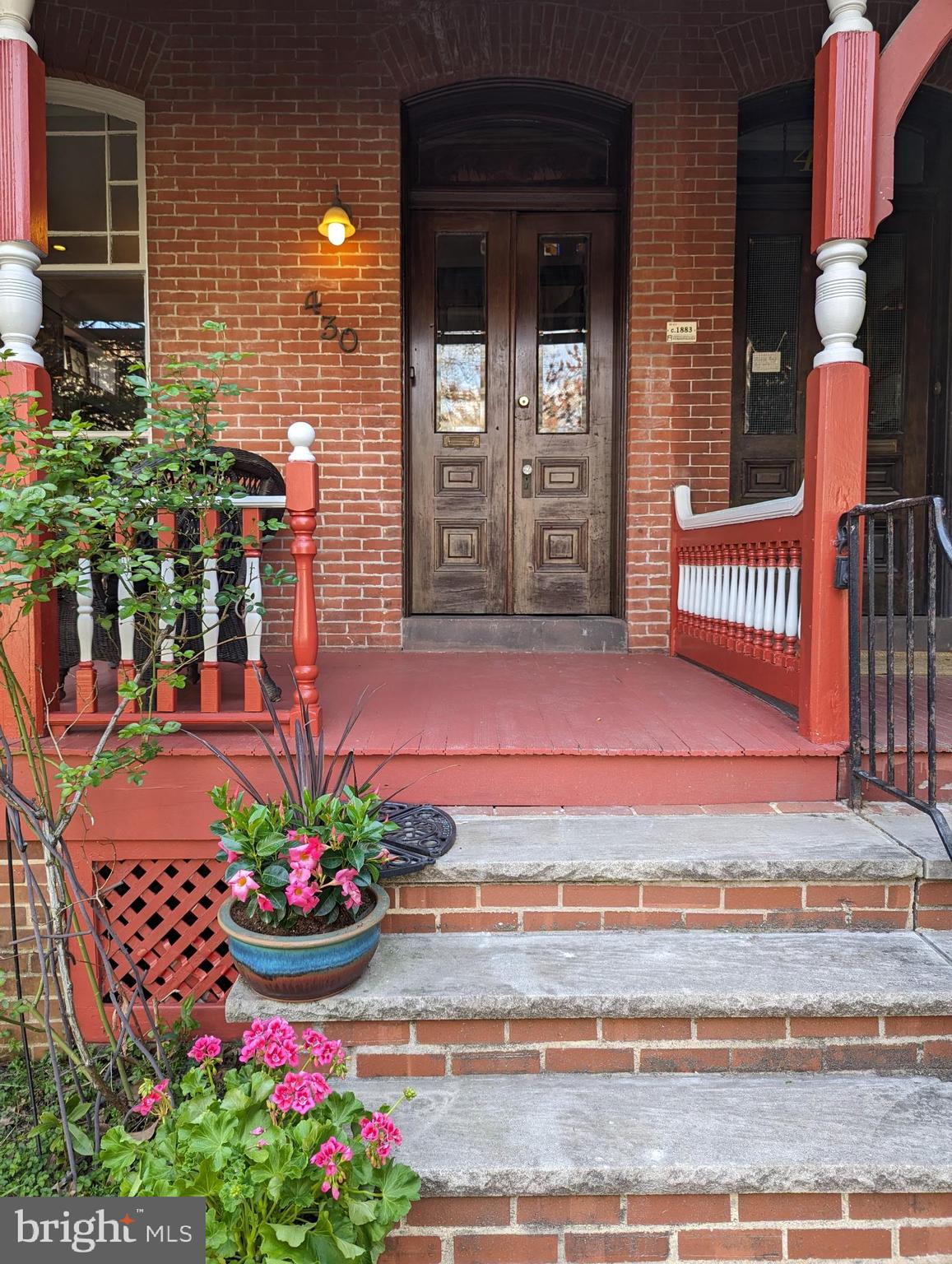 SPRUCE HILL - Residential