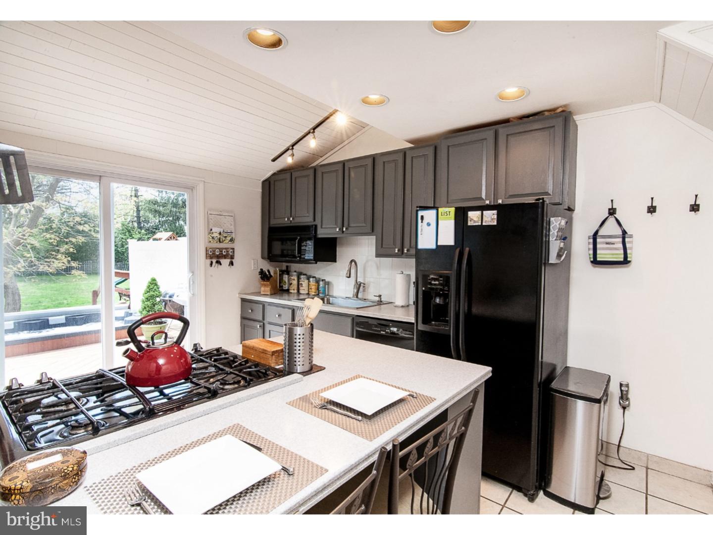 FLOURTOWN - Residential