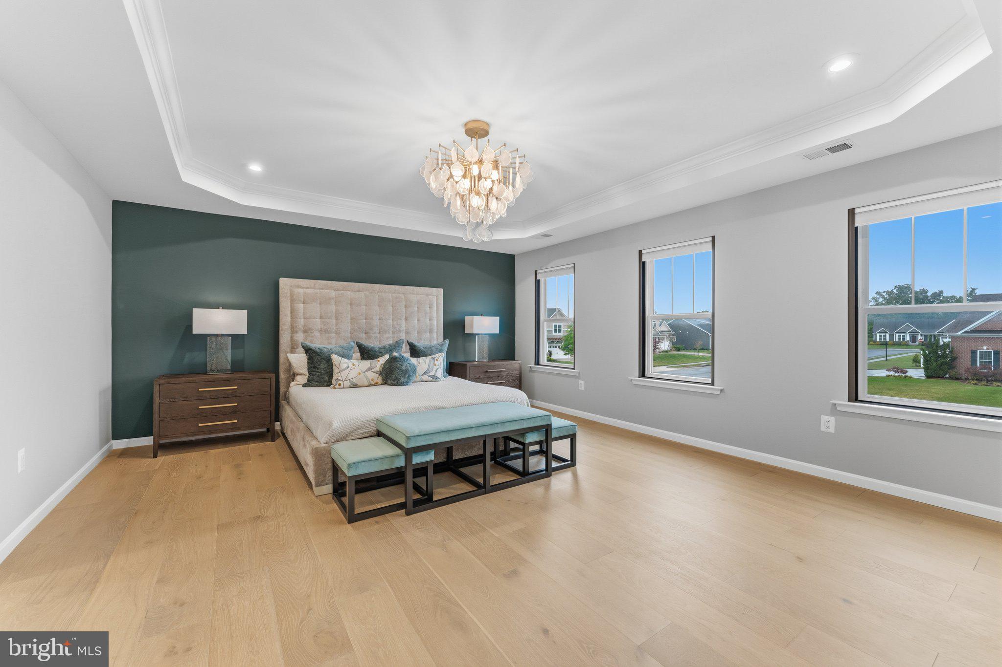 ABRAMS POINTE - Residential