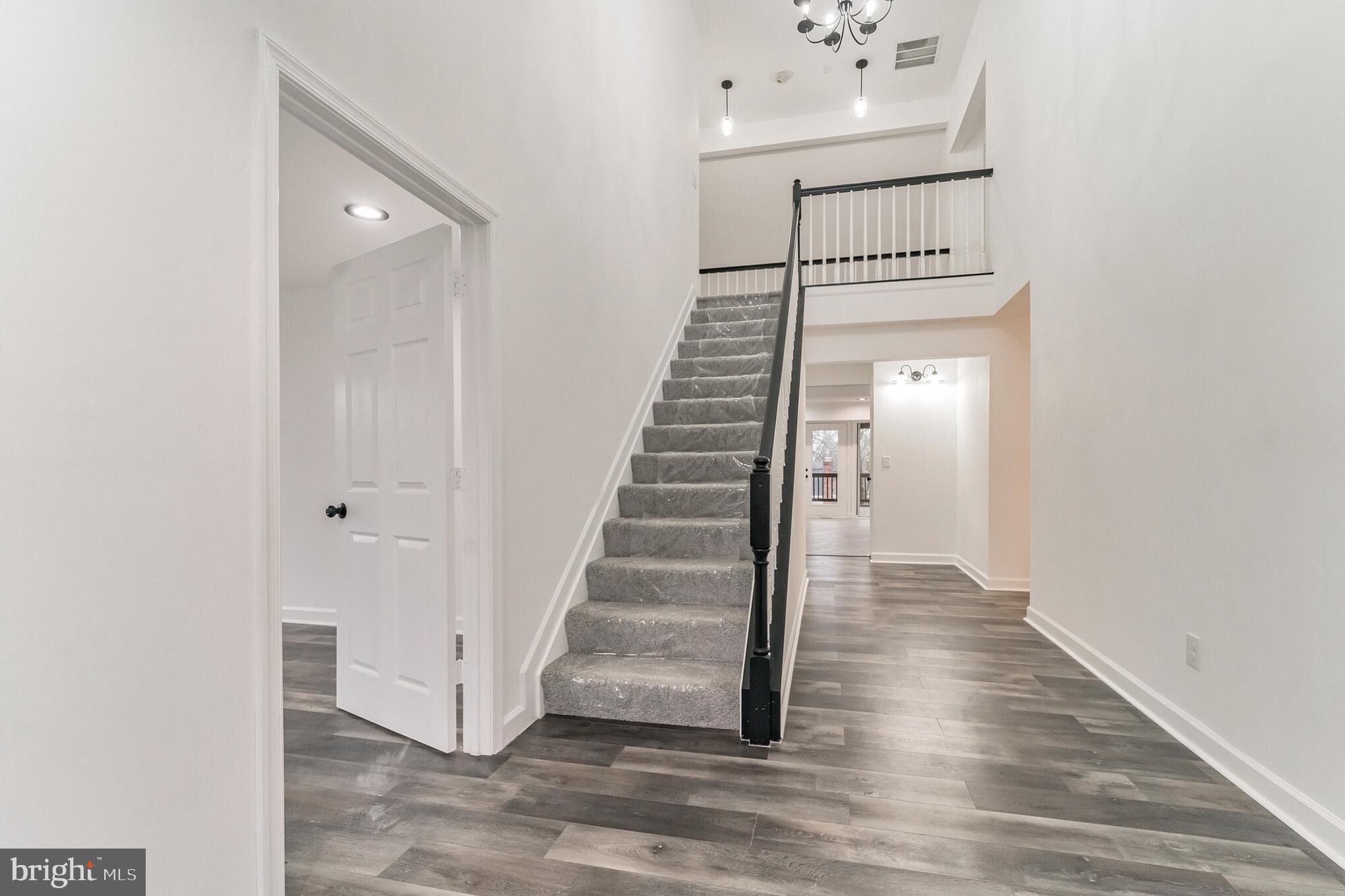 CAPE ST CLAIRE - Residential