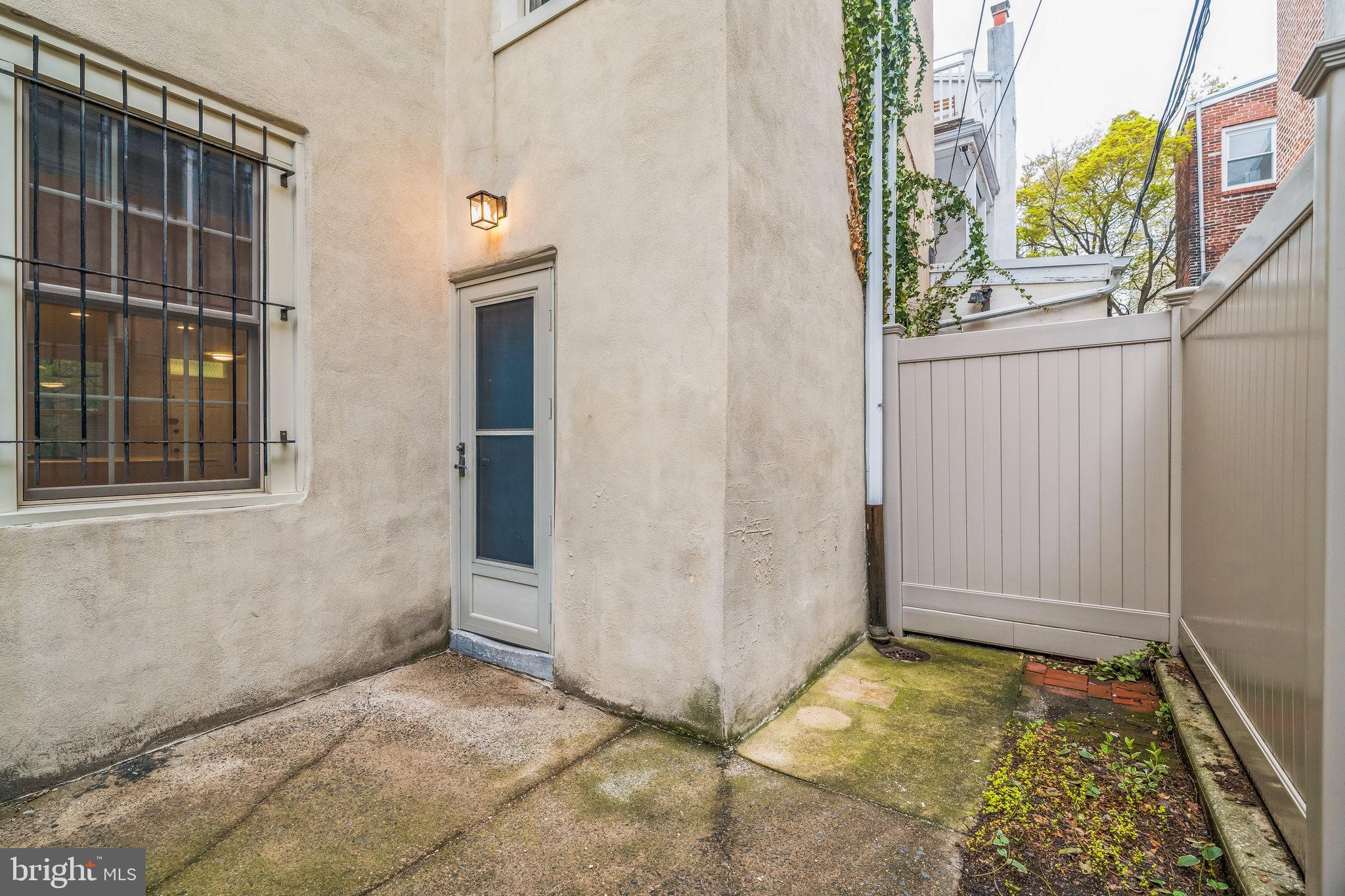 RITTENHOUSE SQUARE - Residential Lease