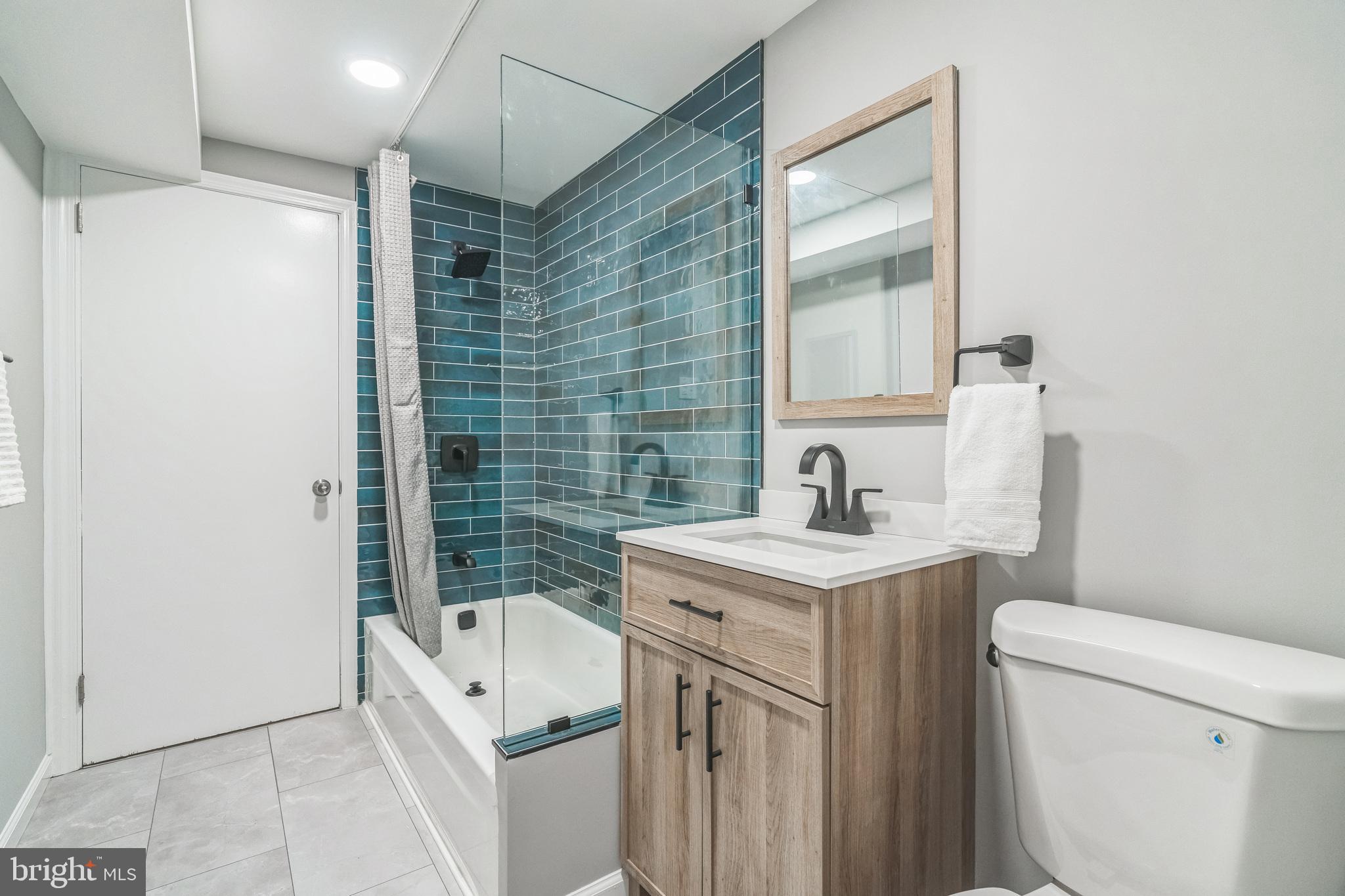 RITTENHOUSE SQUARE - Residential Lease