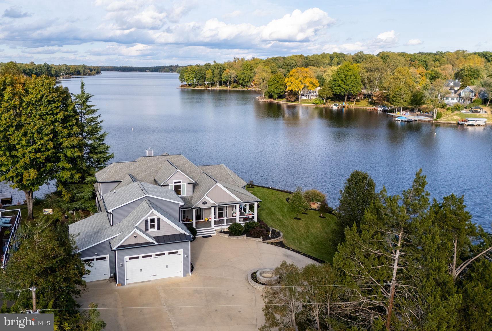 LAKE OF THE WOODS - Residential