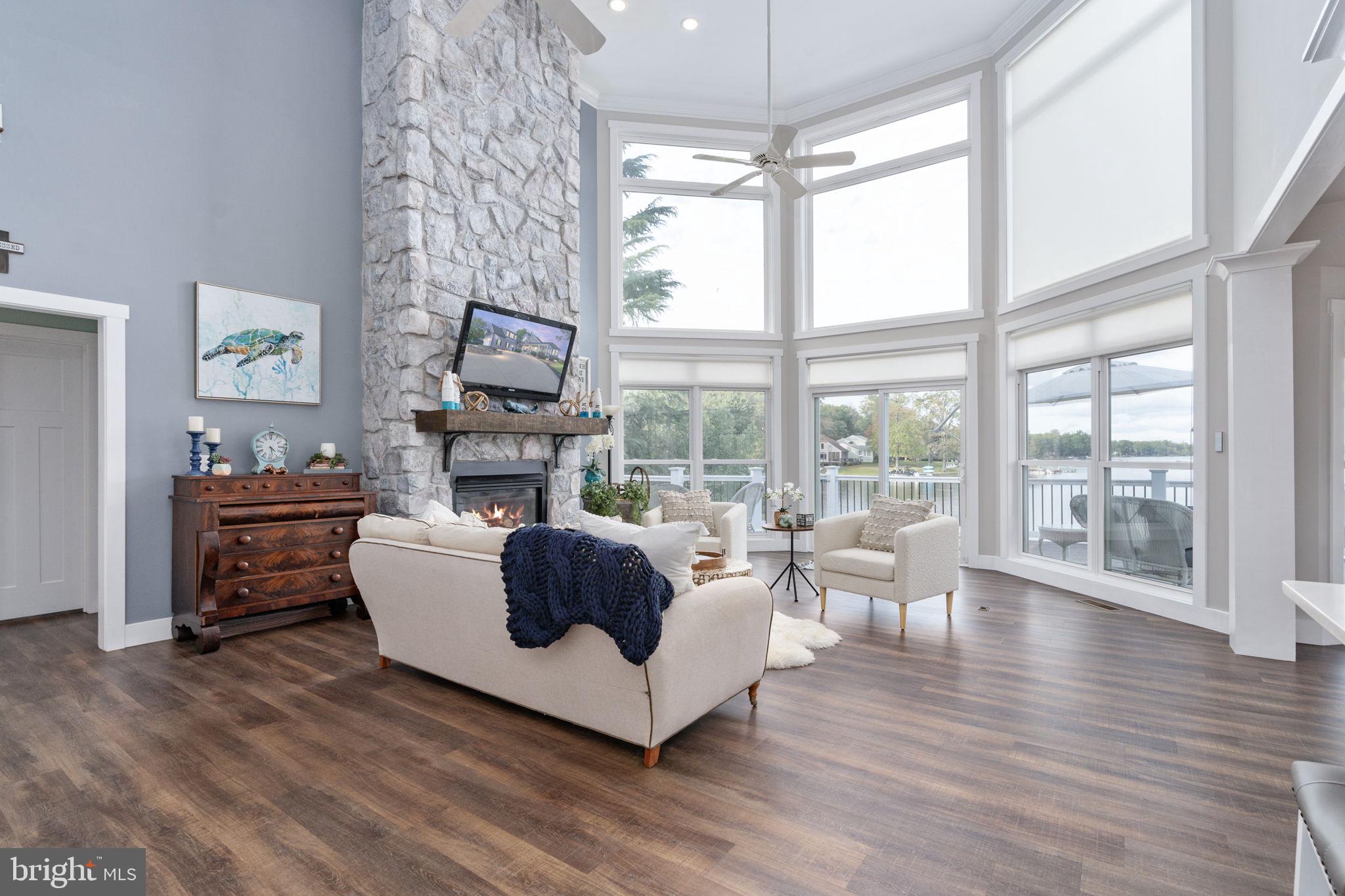 LAKE OF THE WOODS - Residential