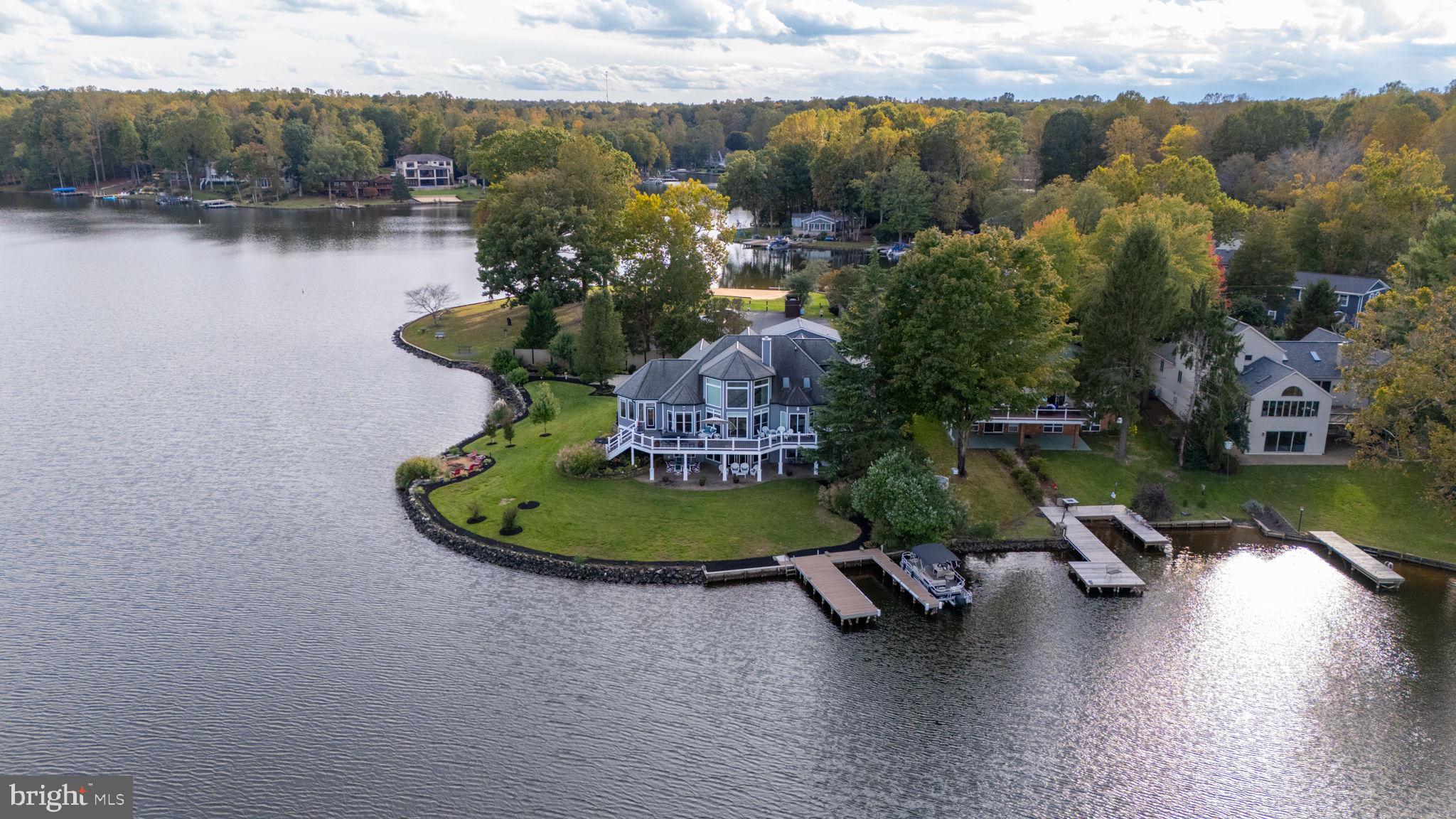 LAKE OF THE WOODS - Residential