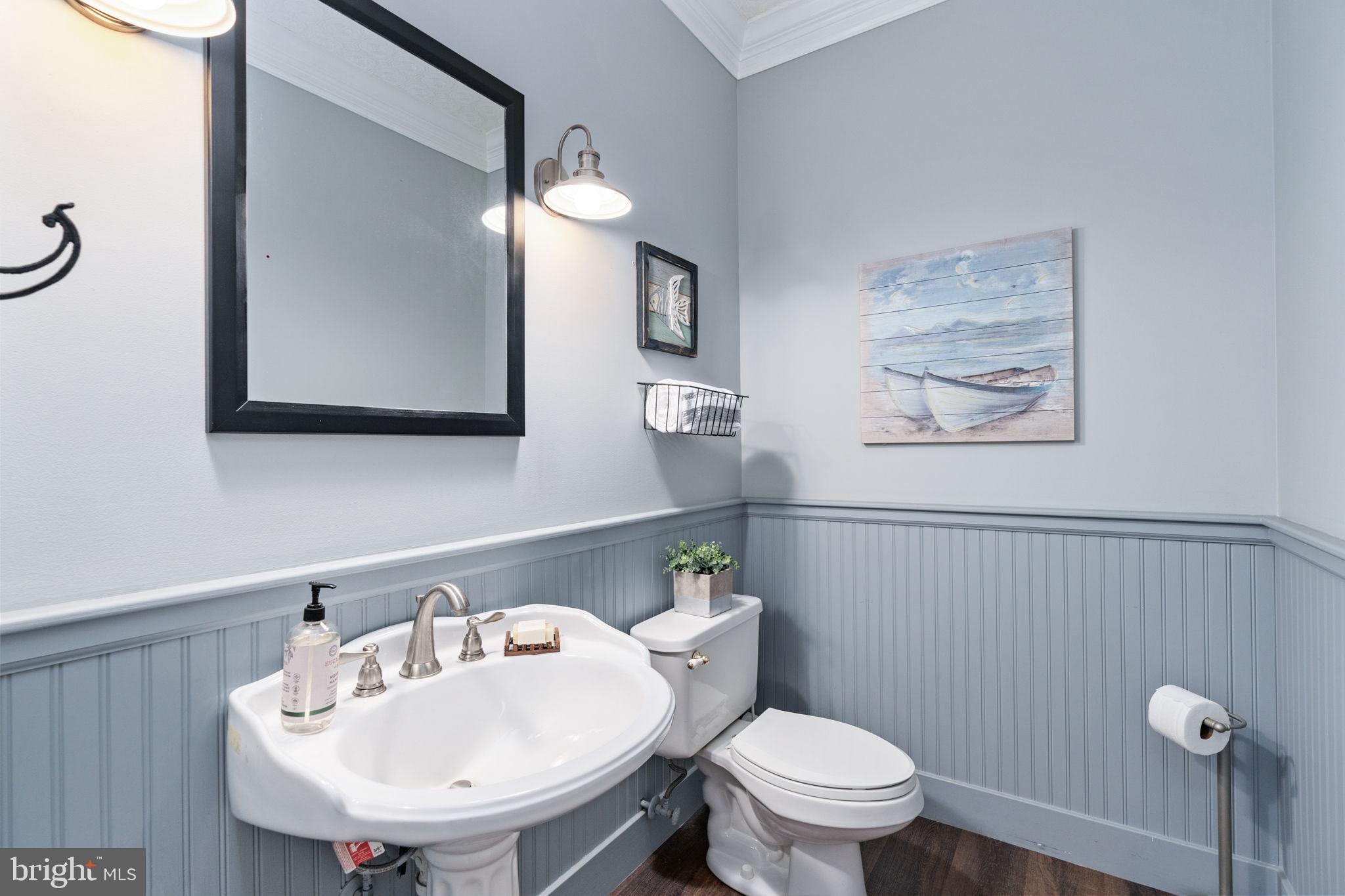 LAKE OF THE WOODS - Residential