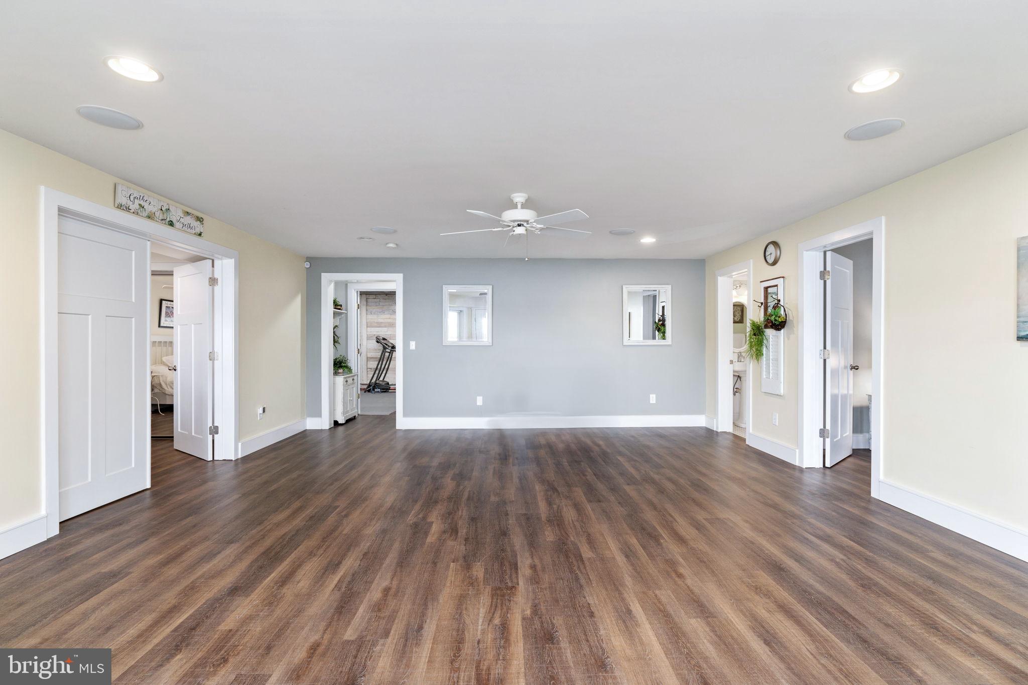 LAKE OF THE WOODS - Residential