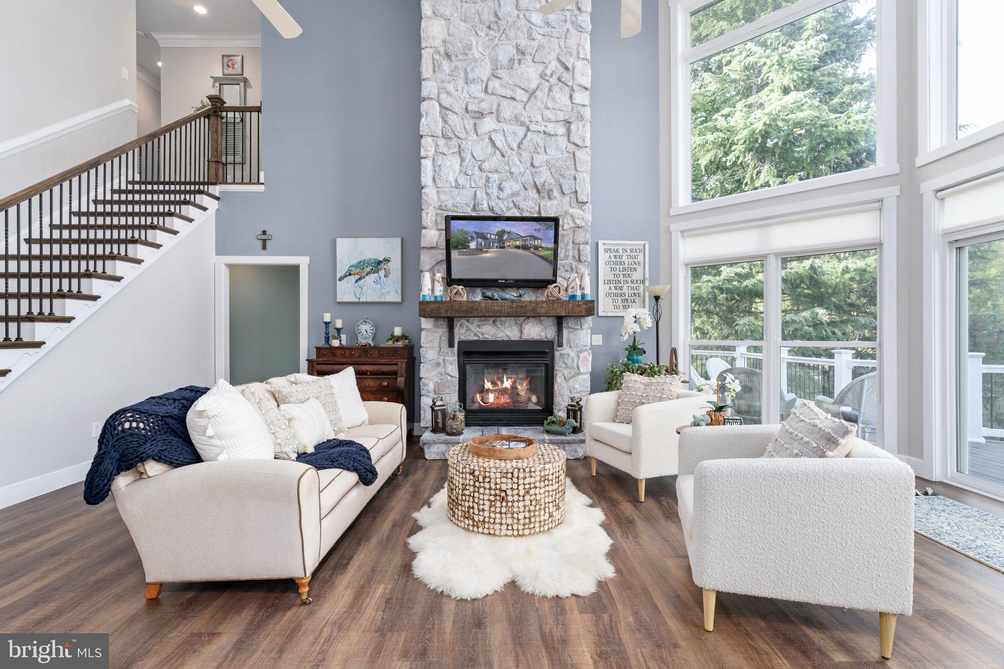 LAKE OF THE WOODS - Residential