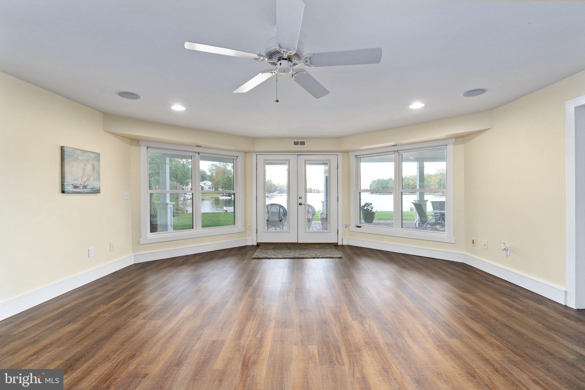 LAKE OF THE WOODS - Residential