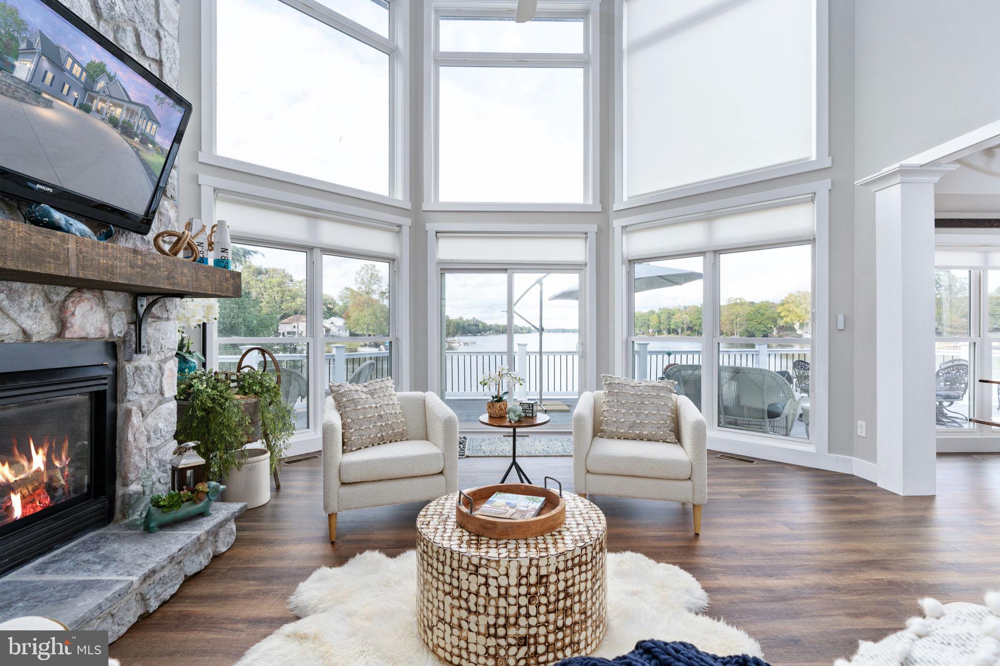 LAKE OF THE WOODS - Residential