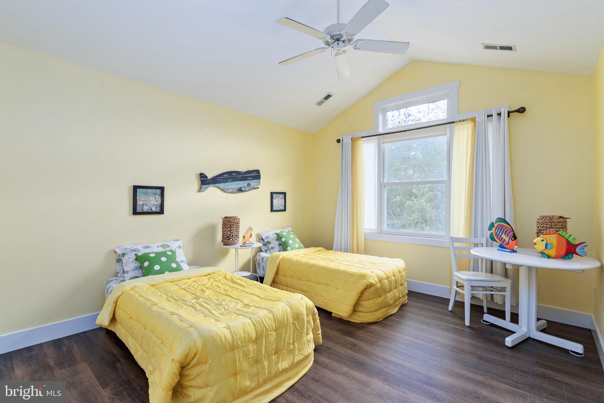 LAKE OF THE WOODS - Residential