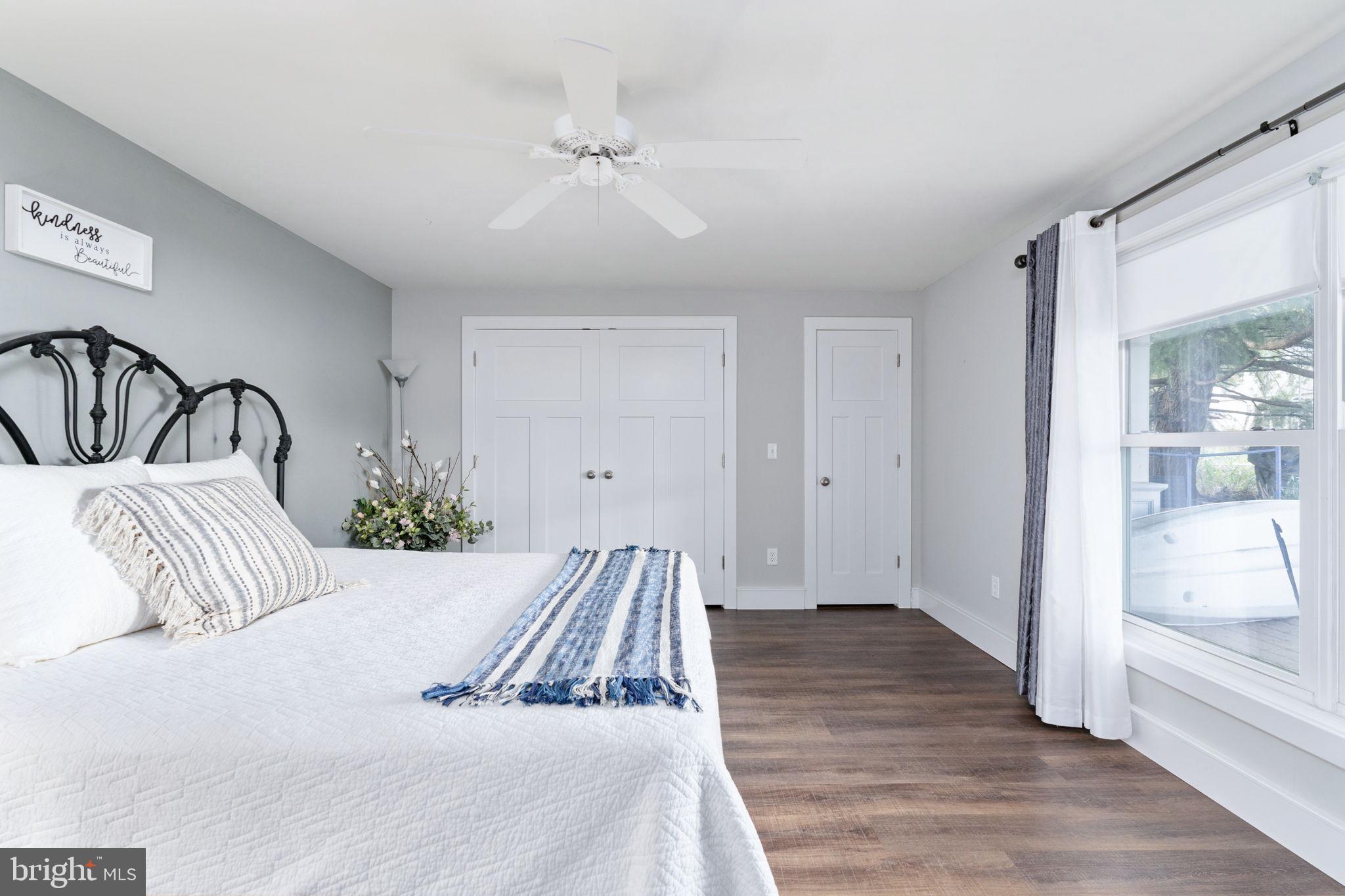 LAKE OF THE WOODS - Residential