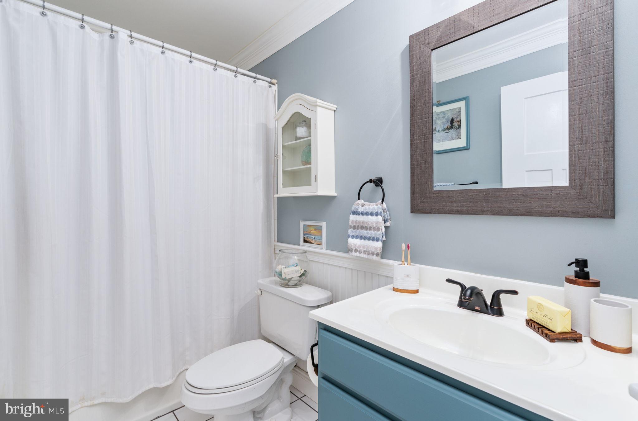 LAKE OF THE WOODS - Residential