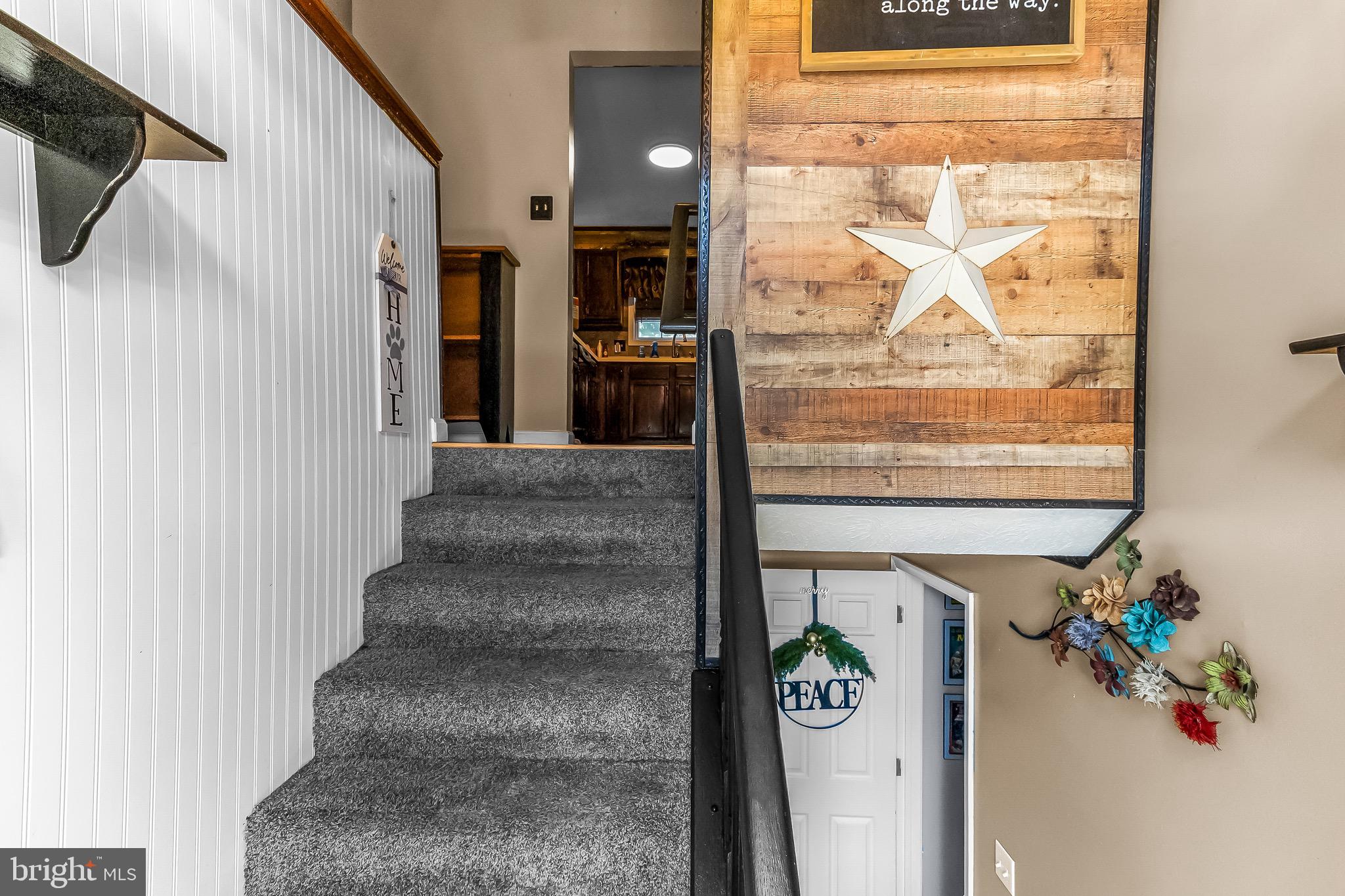 DOUGLAS OAKS - Residential