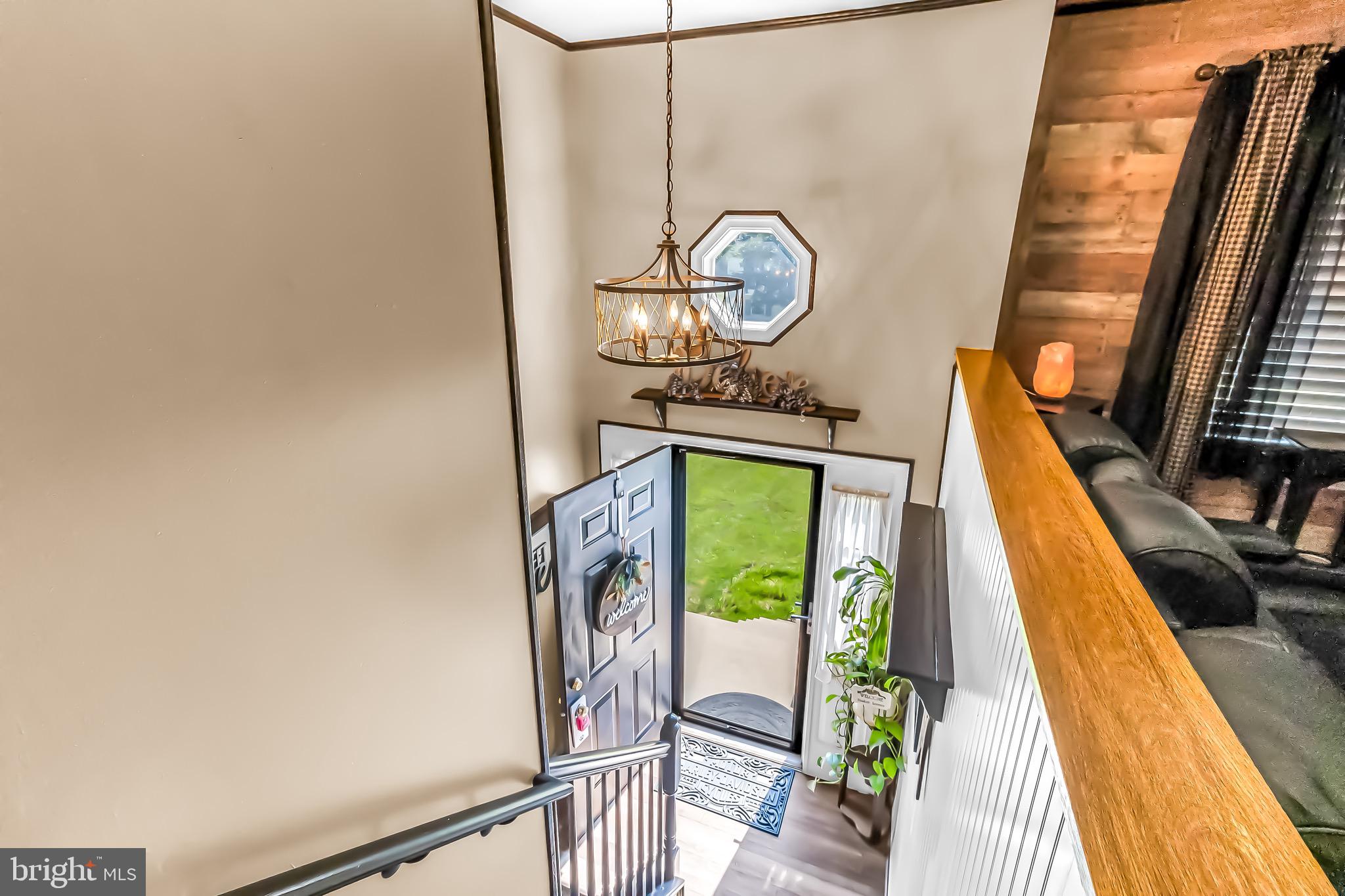 DOUGLAS OAKS - Residential