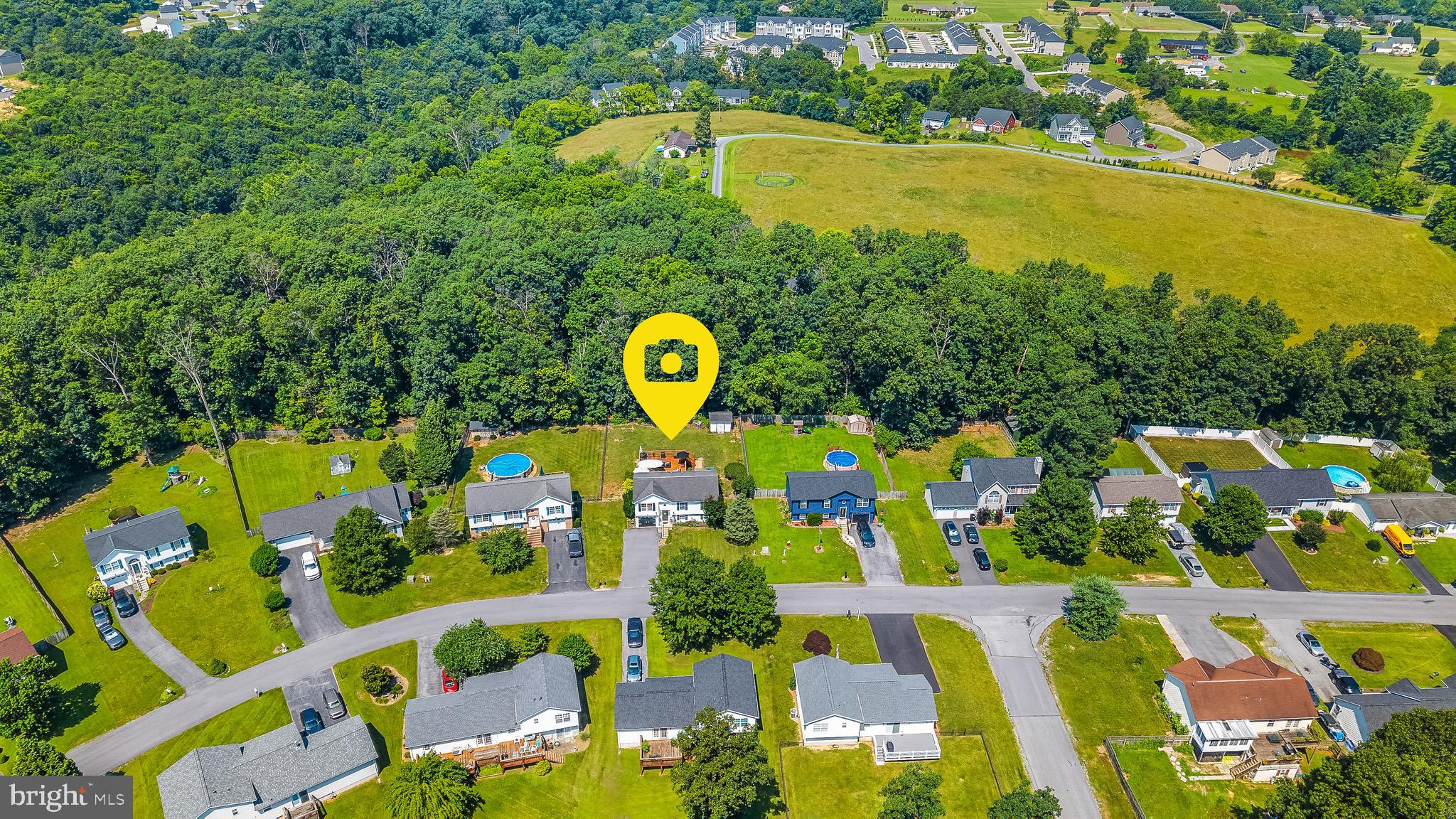 DOUGLAS OAKS - Residential