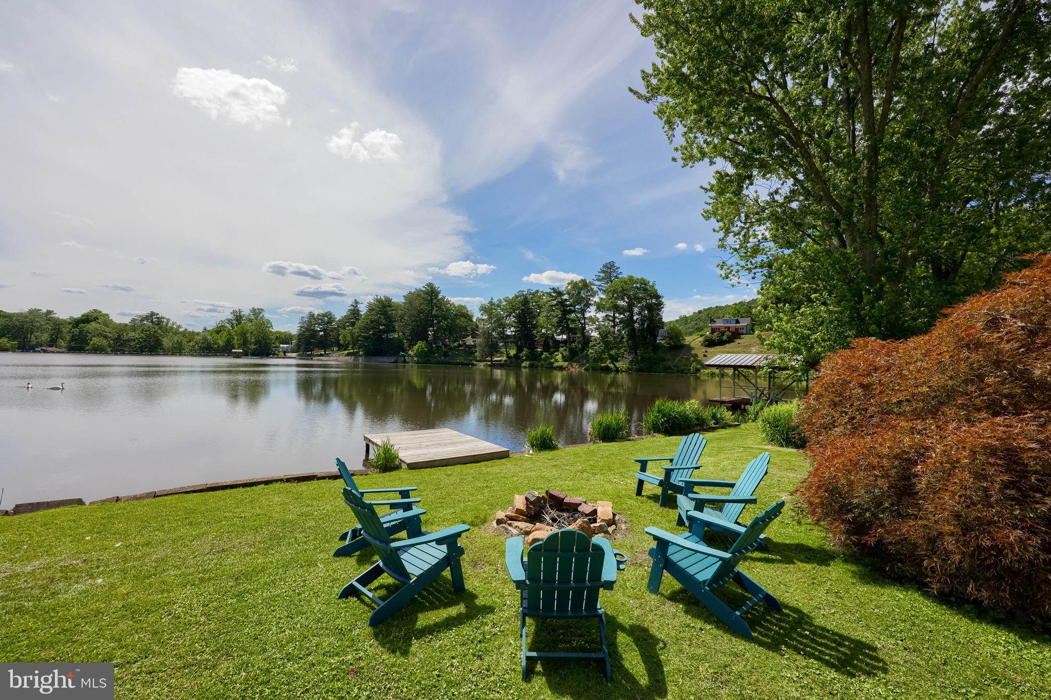 49 KING FISHER DRIVE