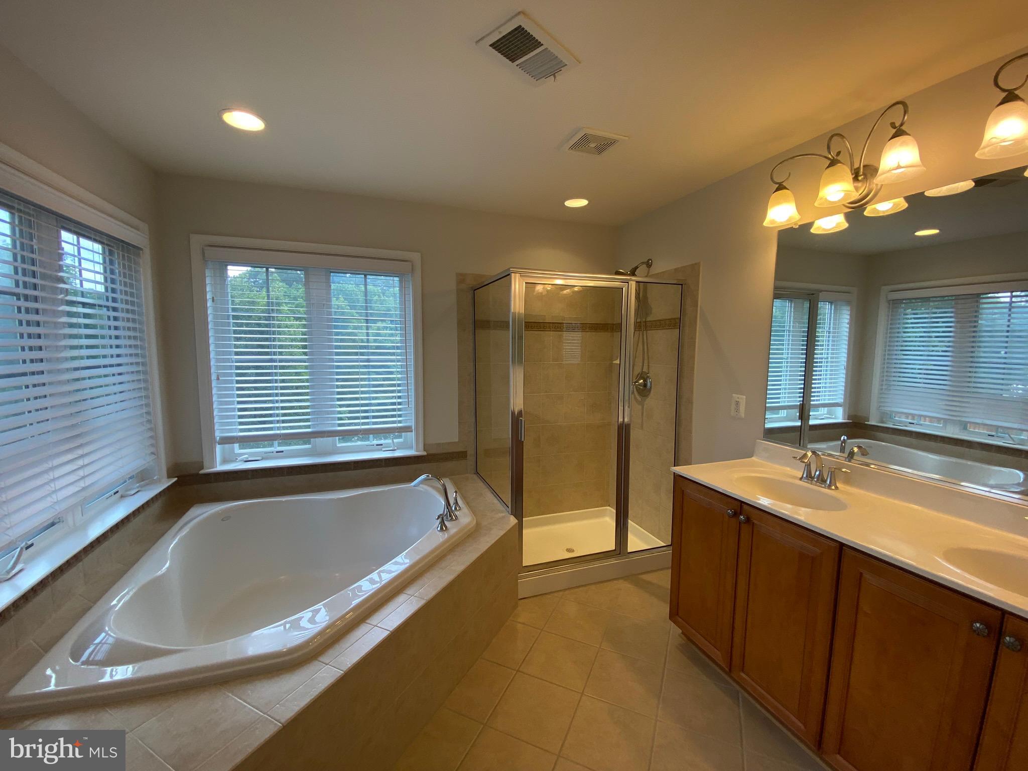 LOWES ISLAND - Residential Lease