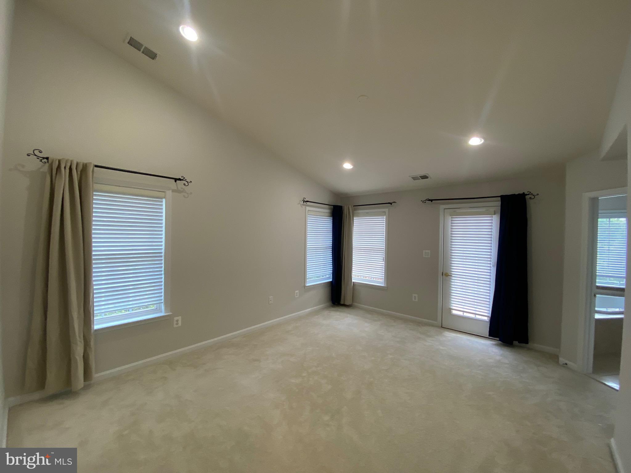 LOWES ISLAND - Residential Lease