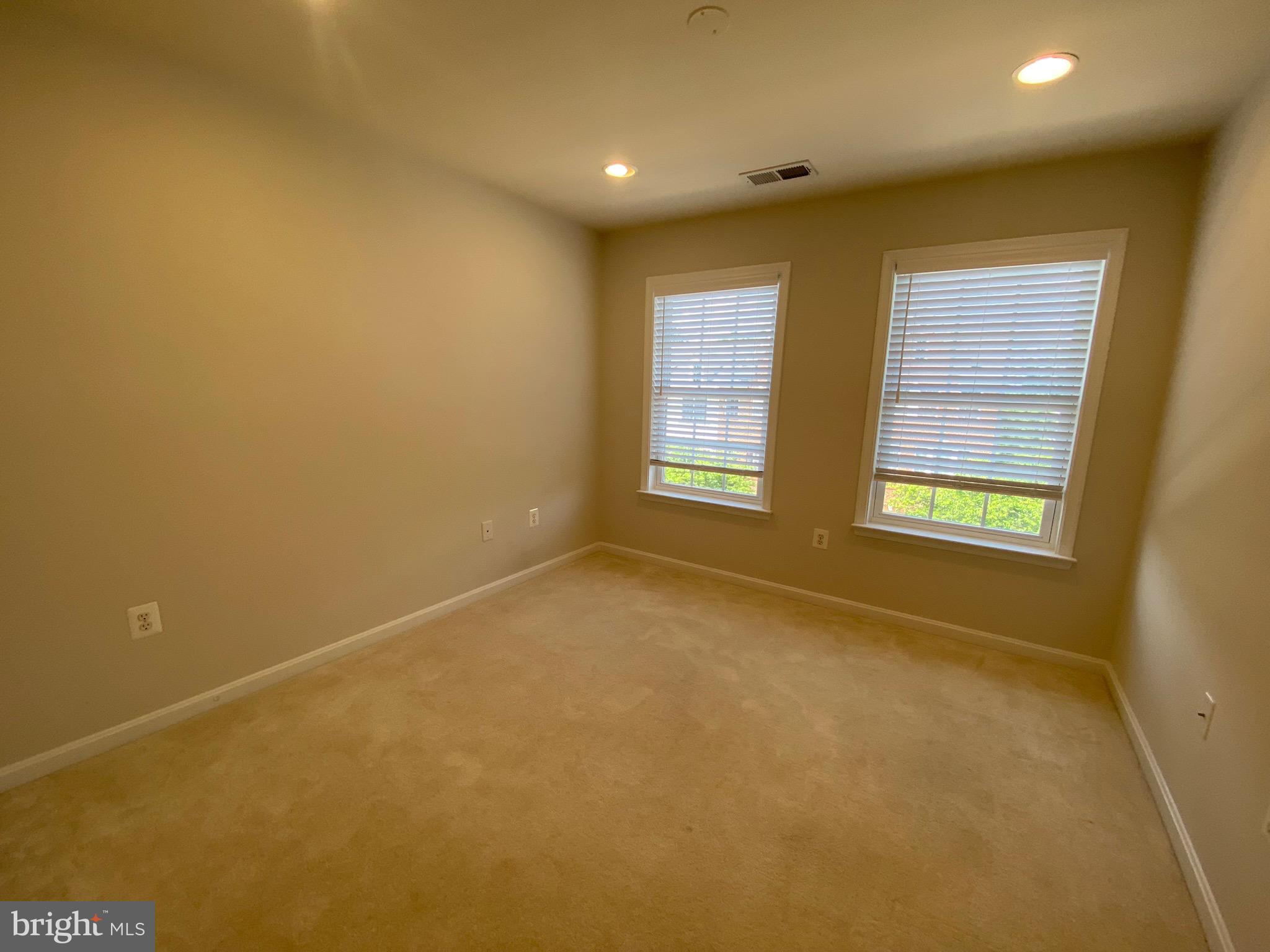 LOWES ISLAND - Residential Lease