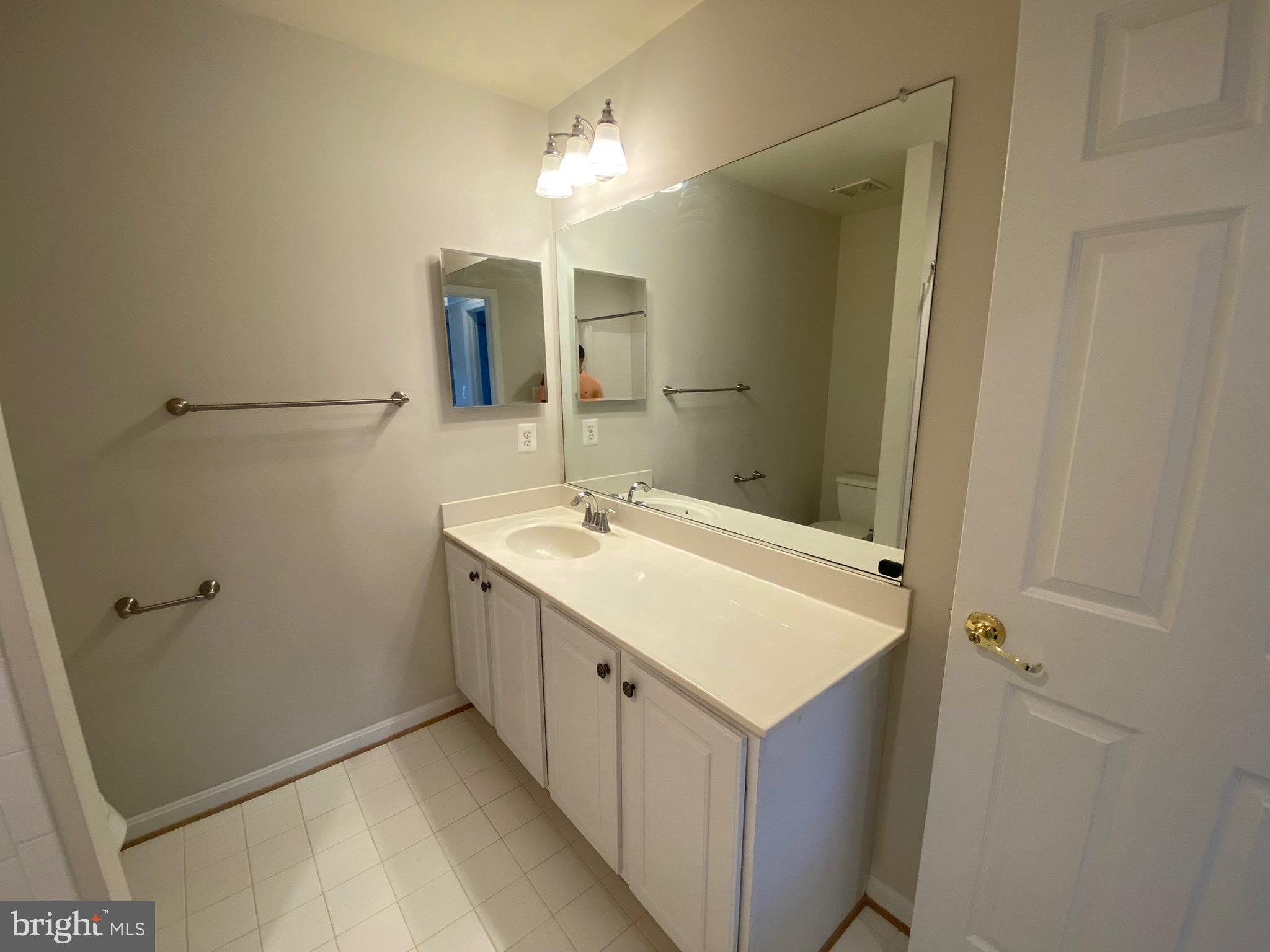 LOWES ISLAND - Residential Lease