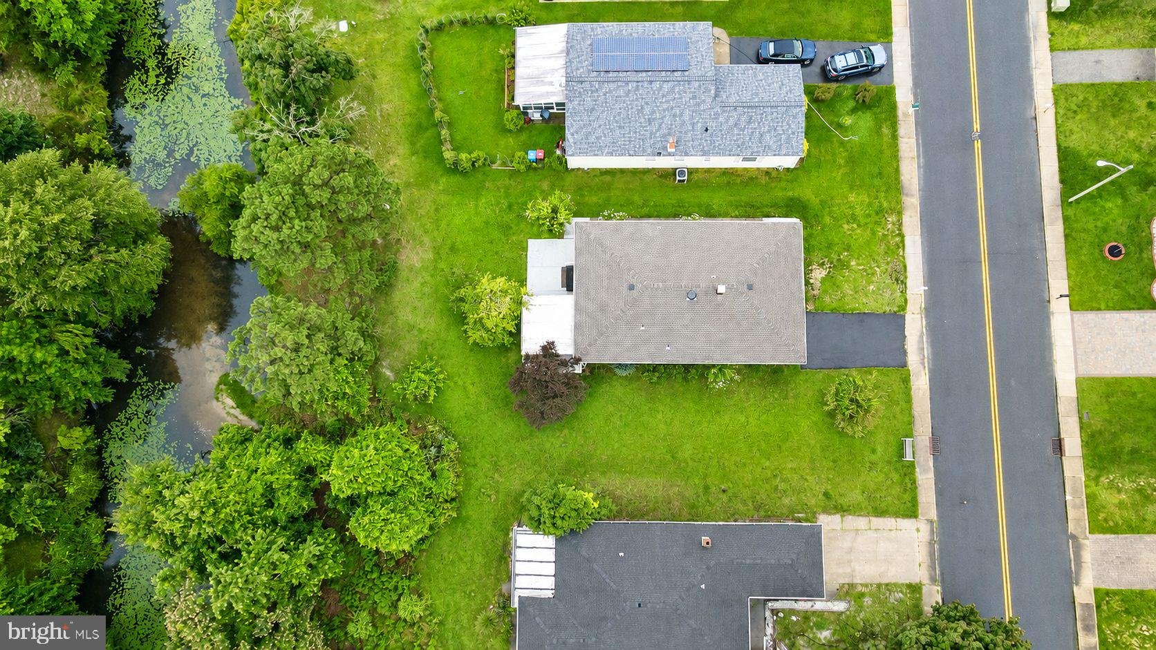 350 BARBADOS DRIVE N