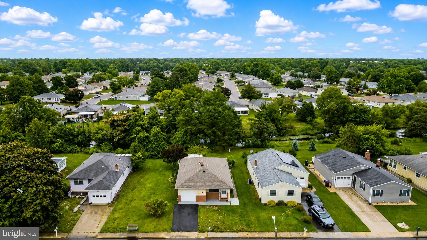 350 BARBADOS DRIVE N