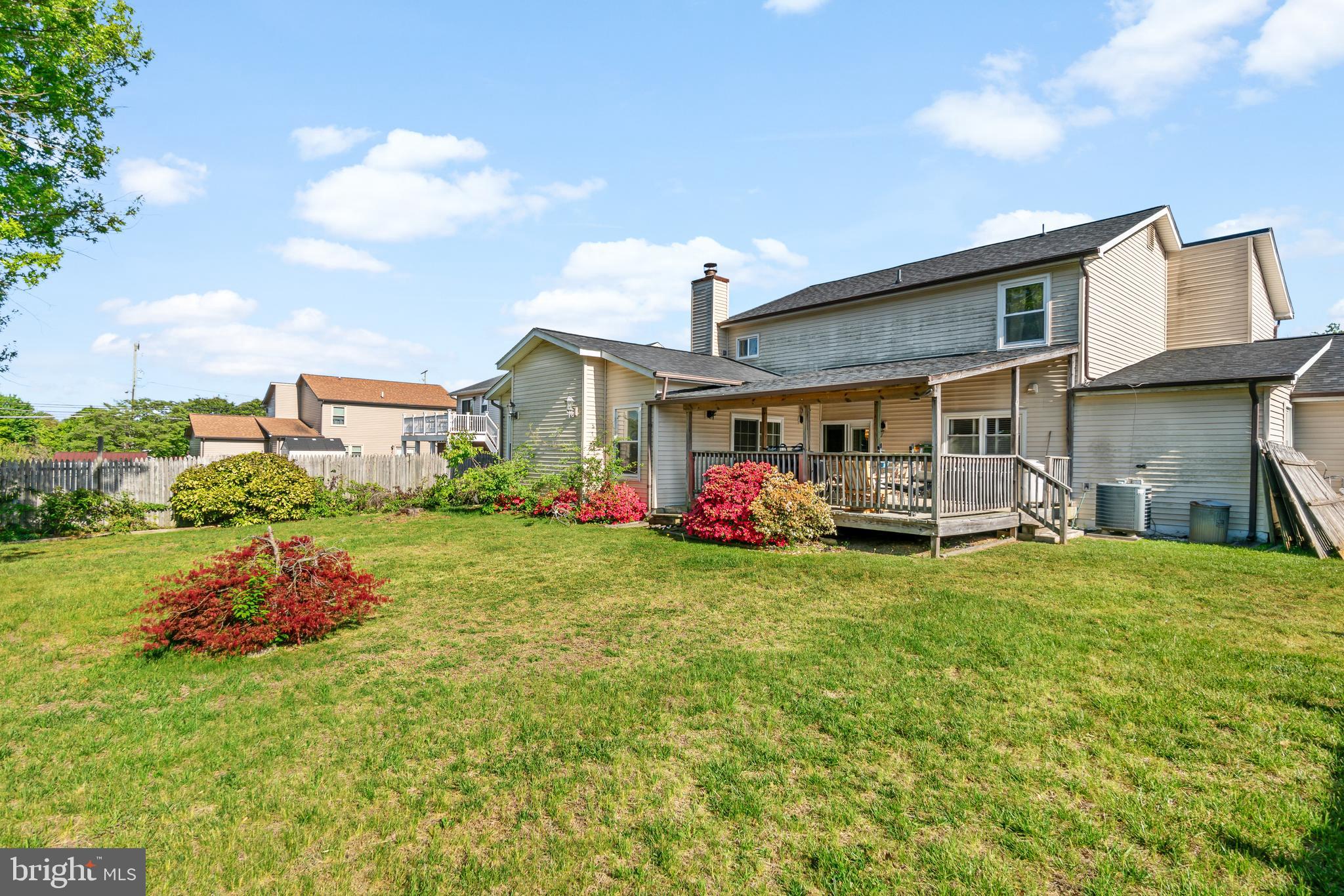 DEN LEE ACRES - Residential
