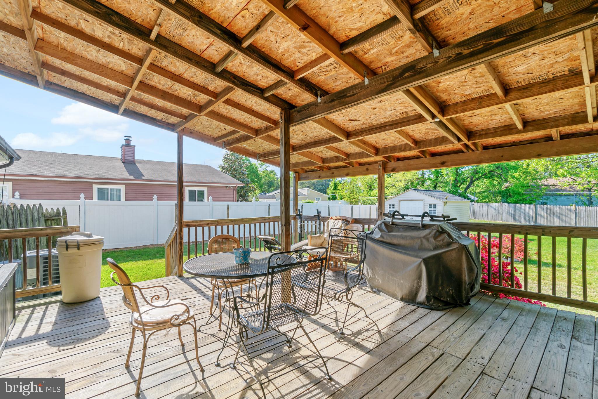 DEN LEE ACRES - Residential