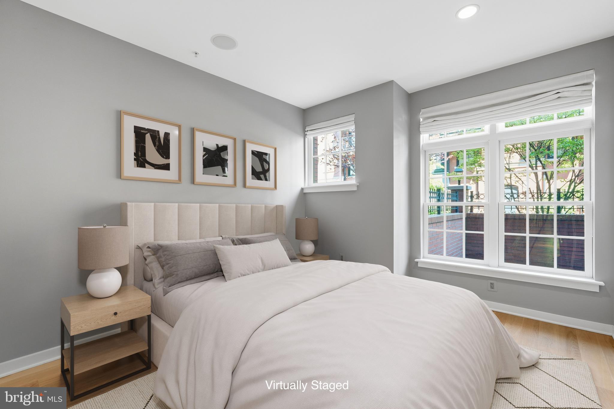 GASLIGHT SQUARE - Residential