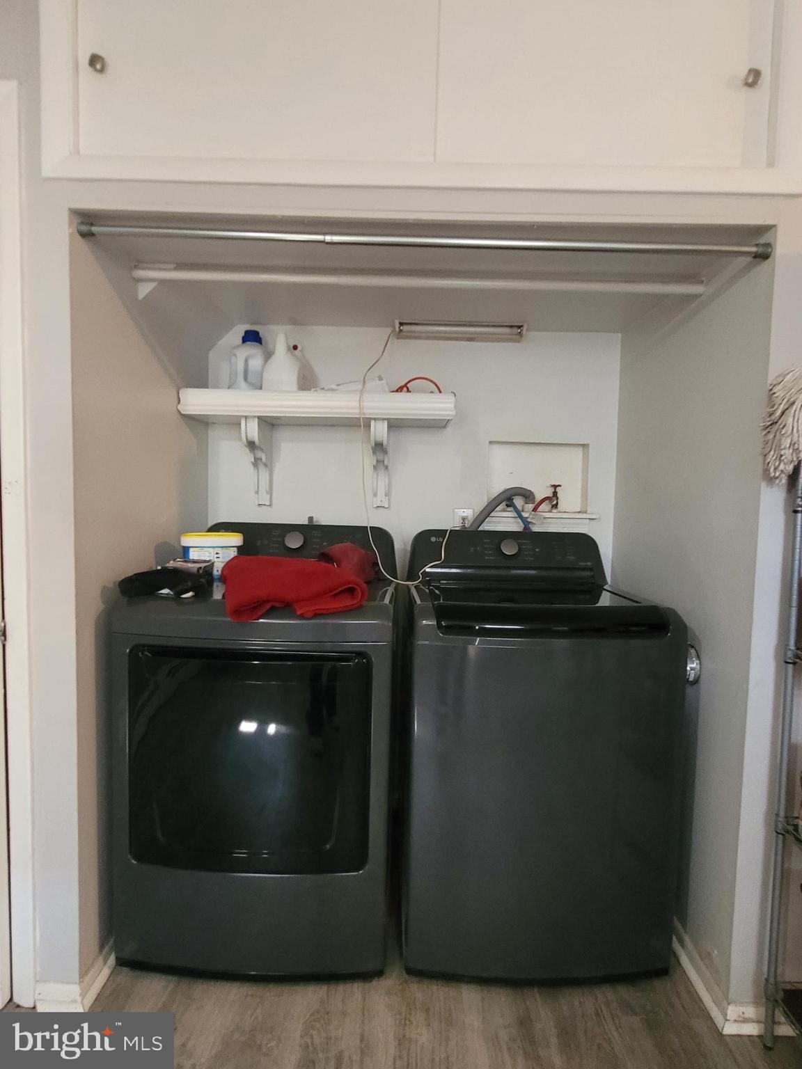 CHESTNUT GROVE - Residential