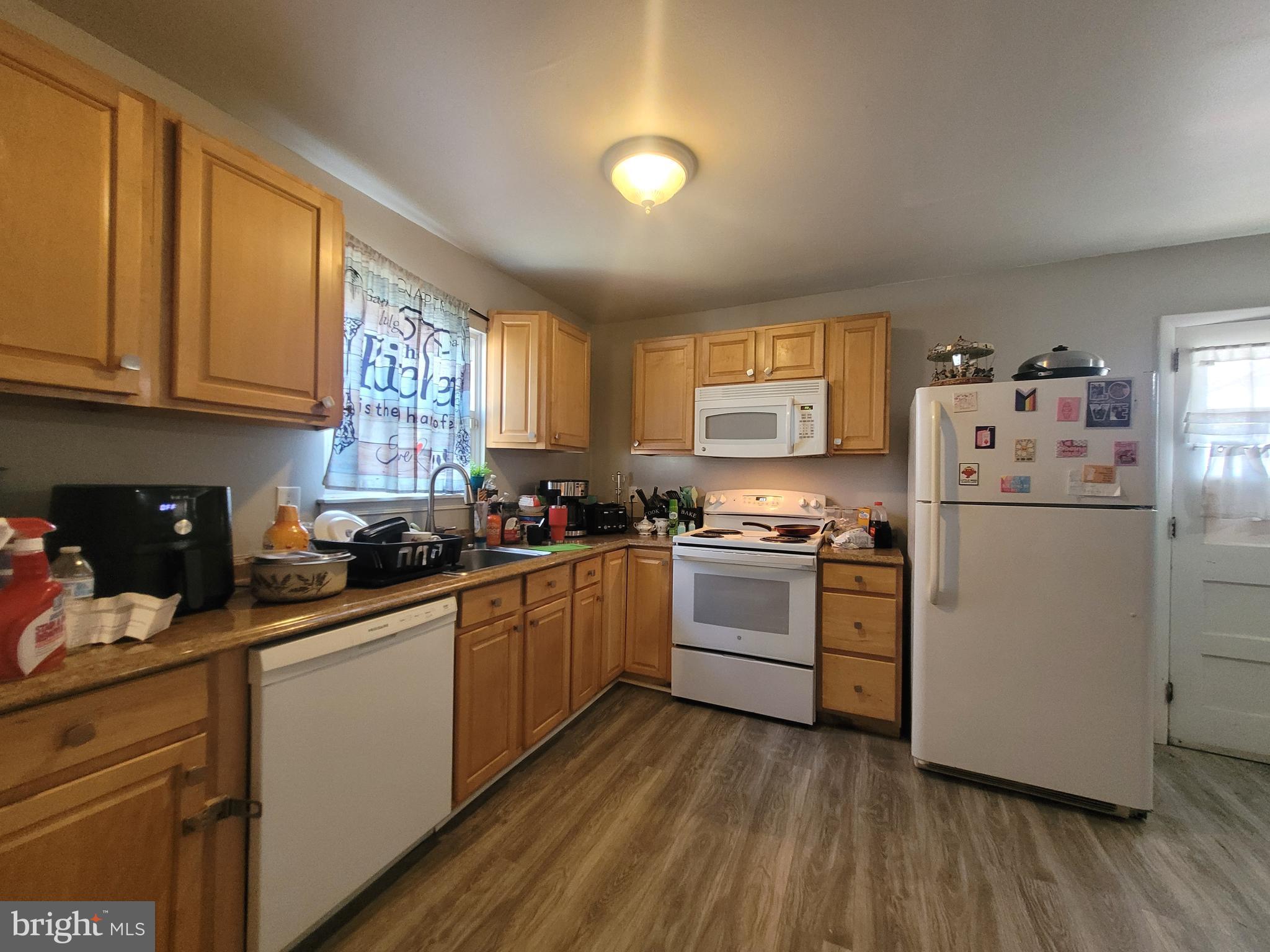 CHESTNUT GROVE - Residential