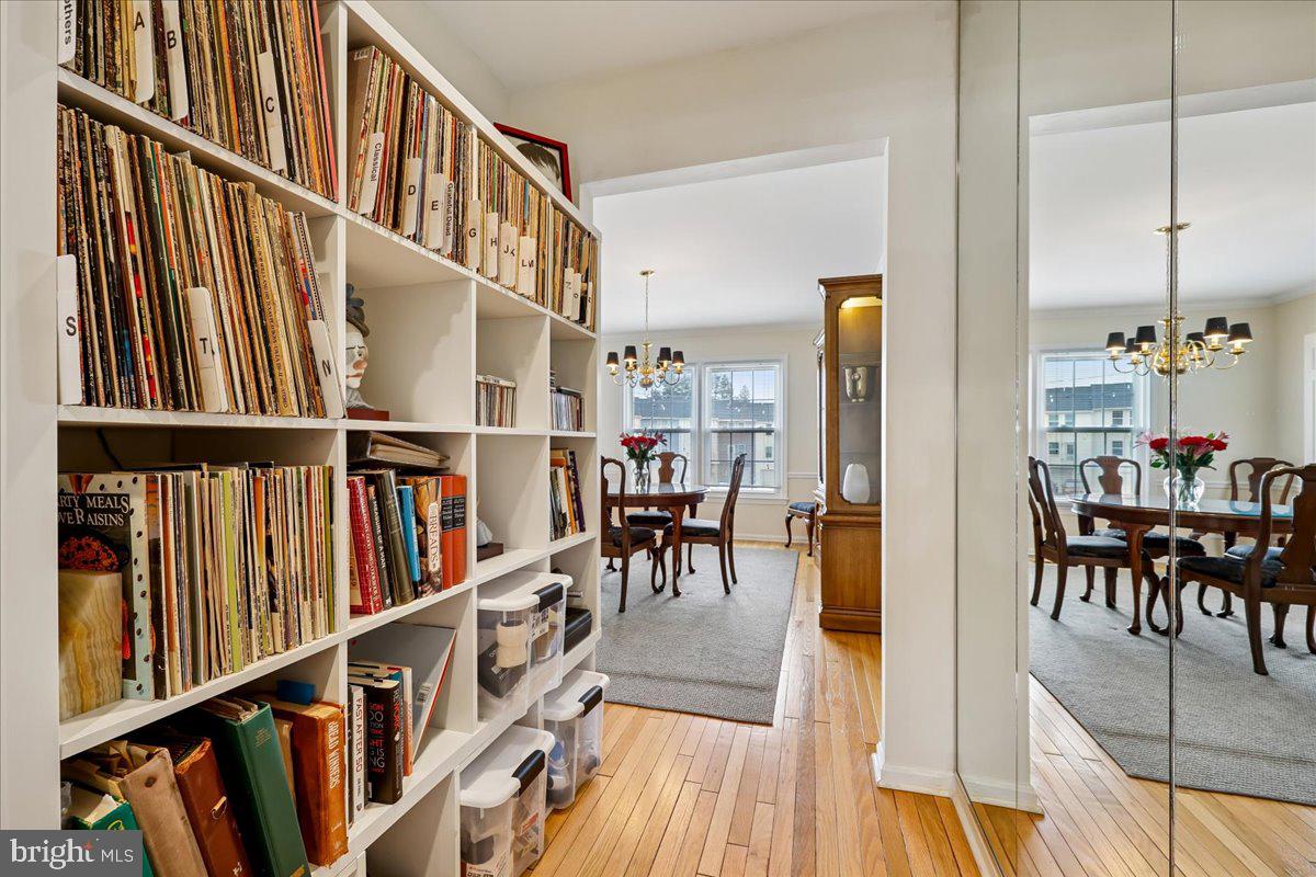 FAIRWAY ISLAND - Residential