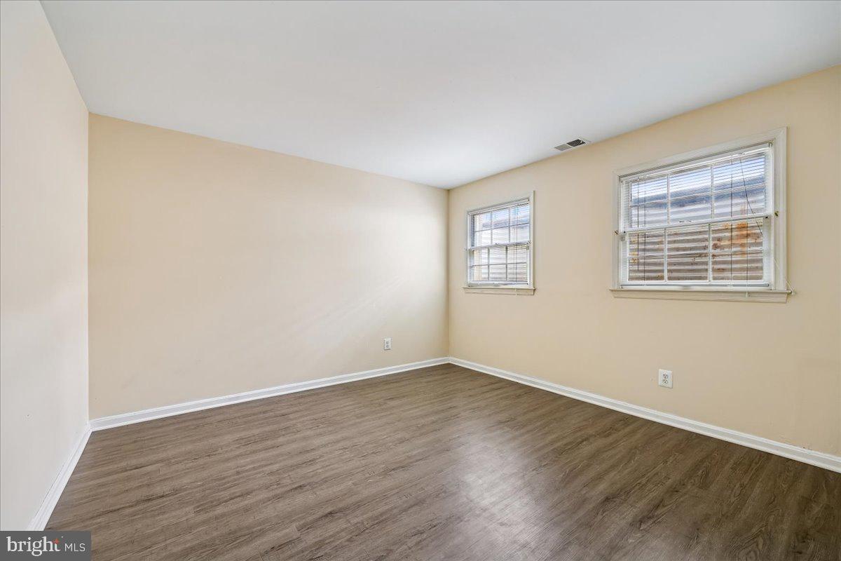 FAIRWAY ISLAND - Residential