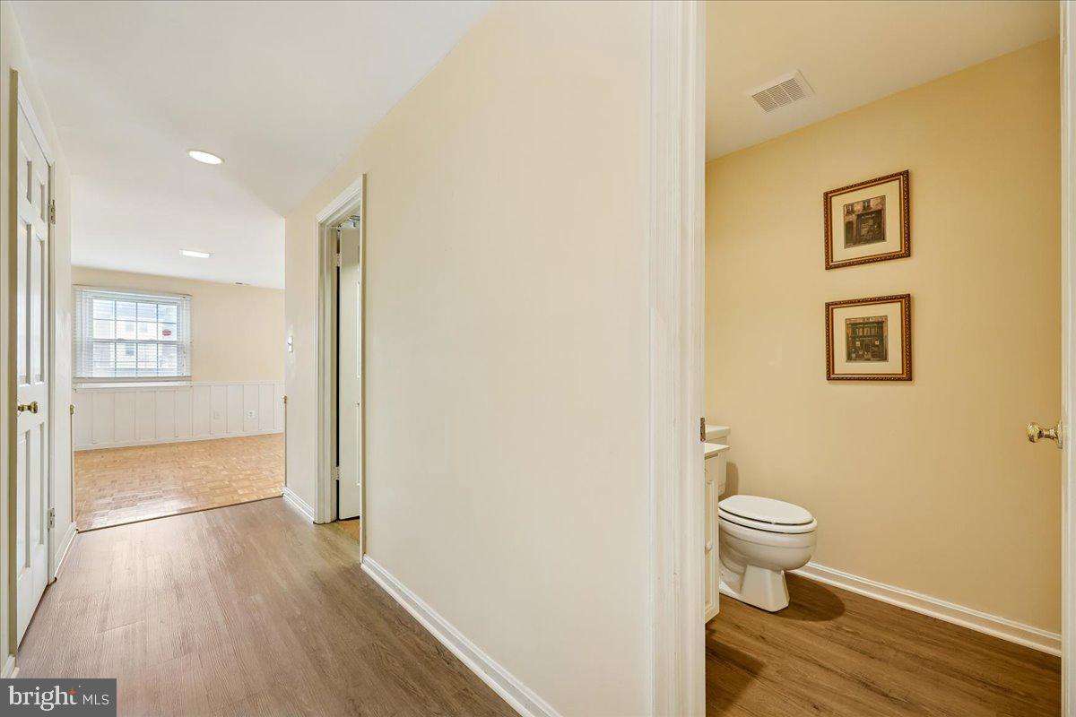 FAIRWAY ISLAND - Residential