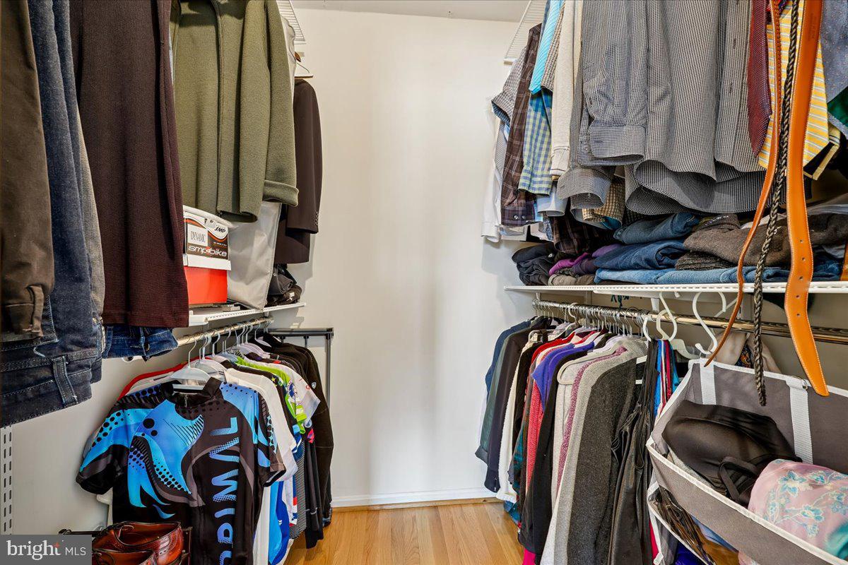 FAIRWAY ISLAND - Residential