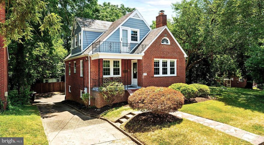 Beautiful Cape Code nestled in the highly sought-after Arlington neighborhood on a quiet dead end street, this elegant home at 839 North Abingdon Street has been wonderfully updated to offer luxurious living. Boasting 3 bedrooms and 2.5 bathrooms, this residence encompasses comfort.

Upon entering, you are greeted by a spacious family room with wood burning fireplace and quality craftsmanship . The main level includes 2 bedrooms and a newly renovated full bath. Seamlessly flow through the dining room and kitchen into the expansive deck, offering the perfect space for outdoor entertaining complete with fully fenced in back yard.

The master suite is a true sanctuary, featuring heated floors, a private balcony, a spacious walk-in closet, and a dedicated office space.

The lower level offers a large, versatile space, perfect for a variety of uses and attached garage providing convenience for your vehicles.

Located just seconds from the Bluemont Bike trail and a block from Ballston mall and metro stops, this residence offers unparalleled access to the best of Arlington's offerings. The total lot size of 6730 square feet provides ample outdoor space for relaxation and recreation.

This home has been equipped with approximately $75,000 in upgrades including new full bathroom, renovated half bath, back deck, carpeting, paint, light fixtures, new siding, and landscaping!

OFFER DEADLINE - Monday (June 24th) evening at 9pm