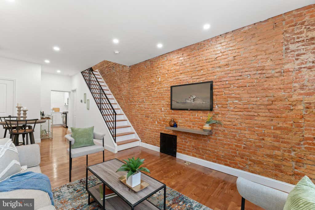 Photo of 531 Hoffman Street, PHILADELPHIA, PA 19148 (MLS # PAPH2621160)