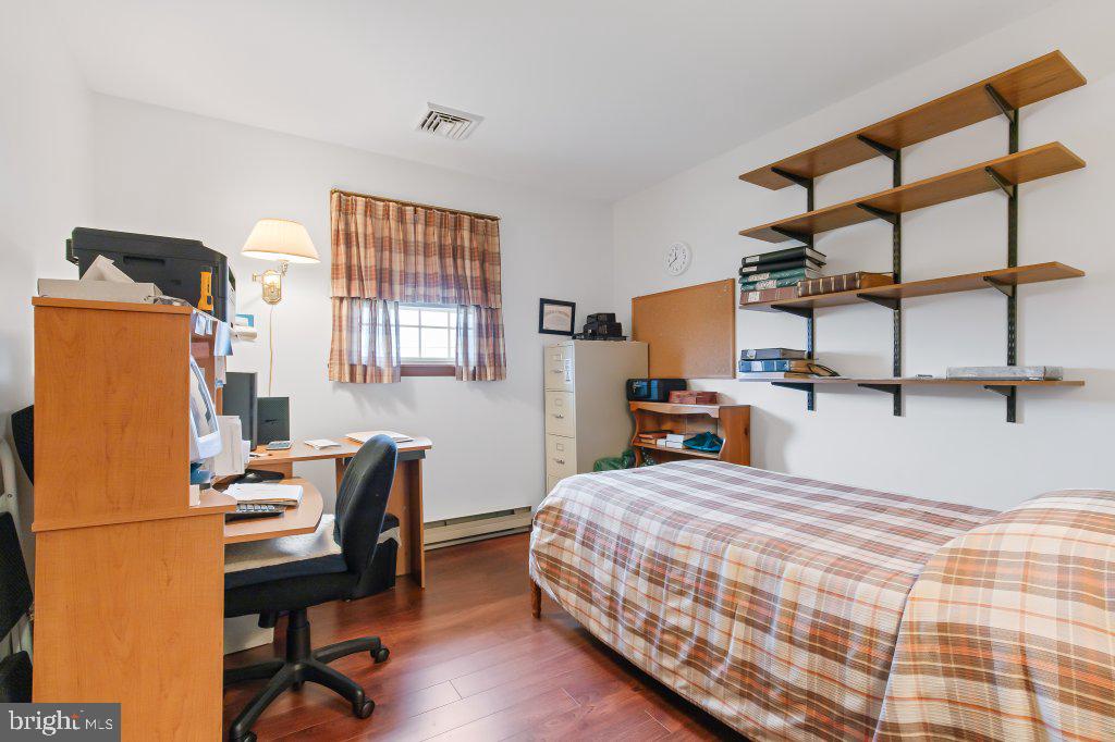 MANOR TWP - Residential