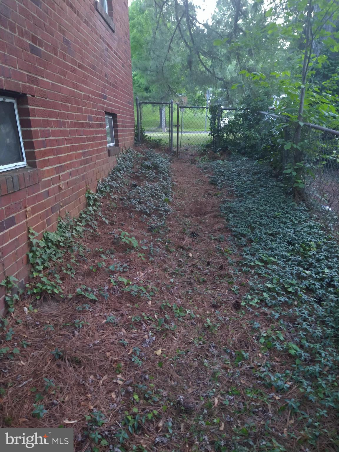 NEW CARROLLTON - Residential