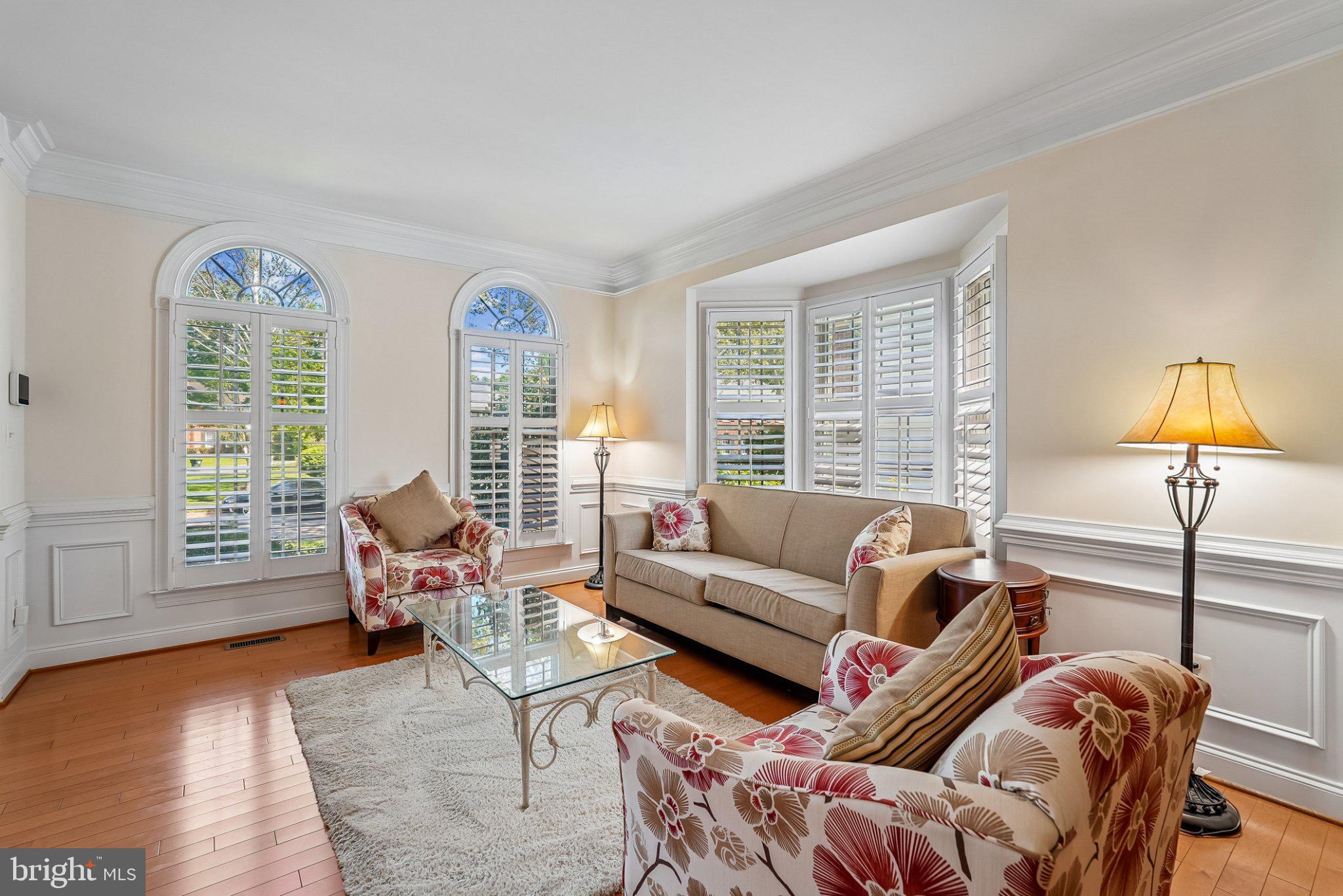 SOUTH RIDING - Residential