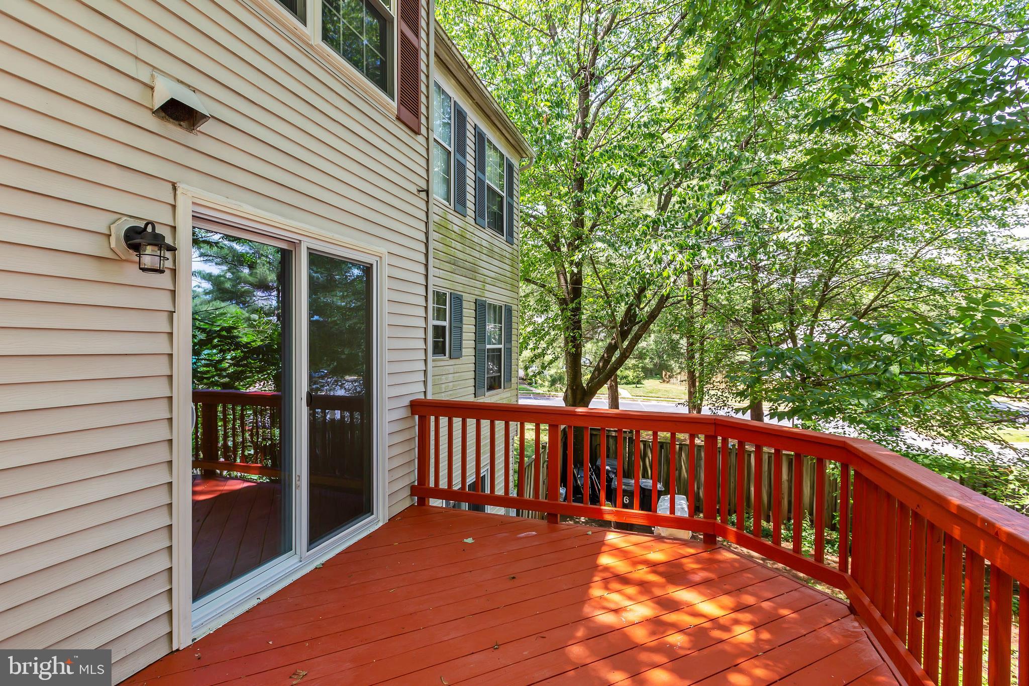 COUNTRYSIDE - Residential