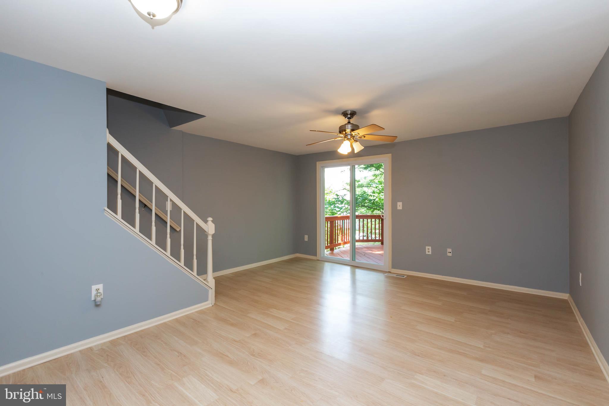 COUNTRYSIDE - Residential