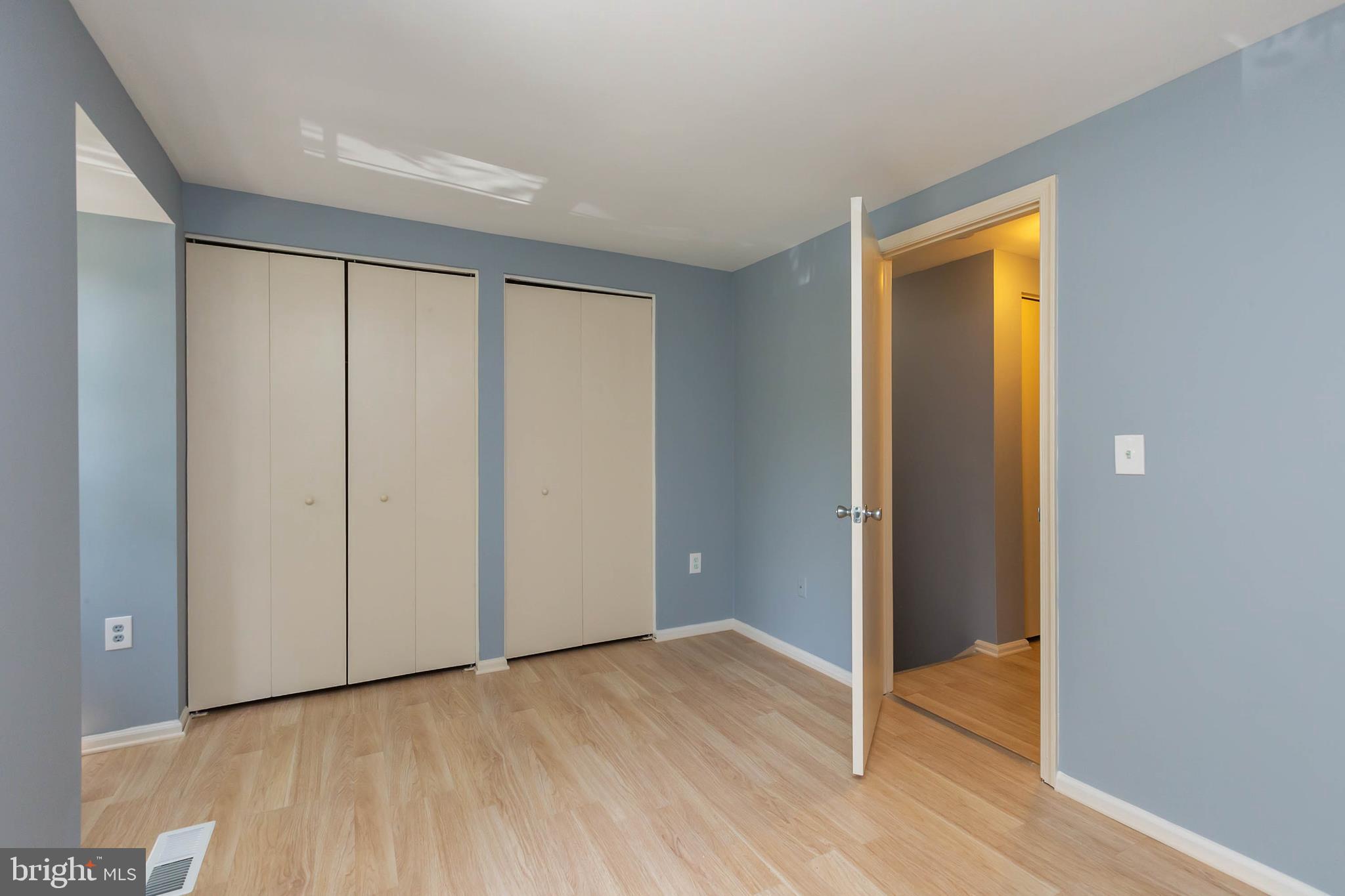 COUNTRYSIDE - Residential