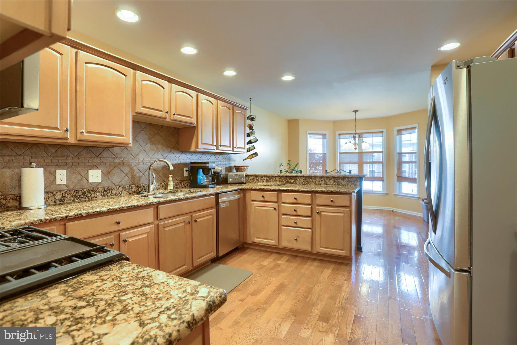ARMITAGE SQUARE - Residential