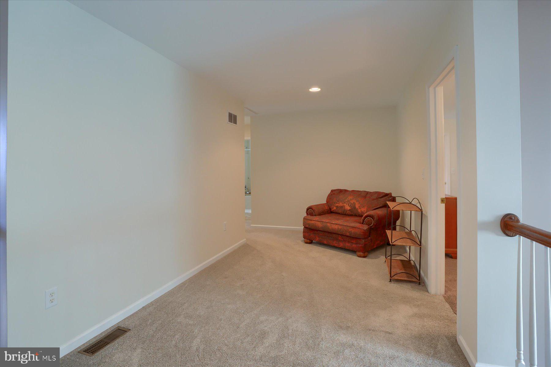 ARMITAGE SQUARE - Residential