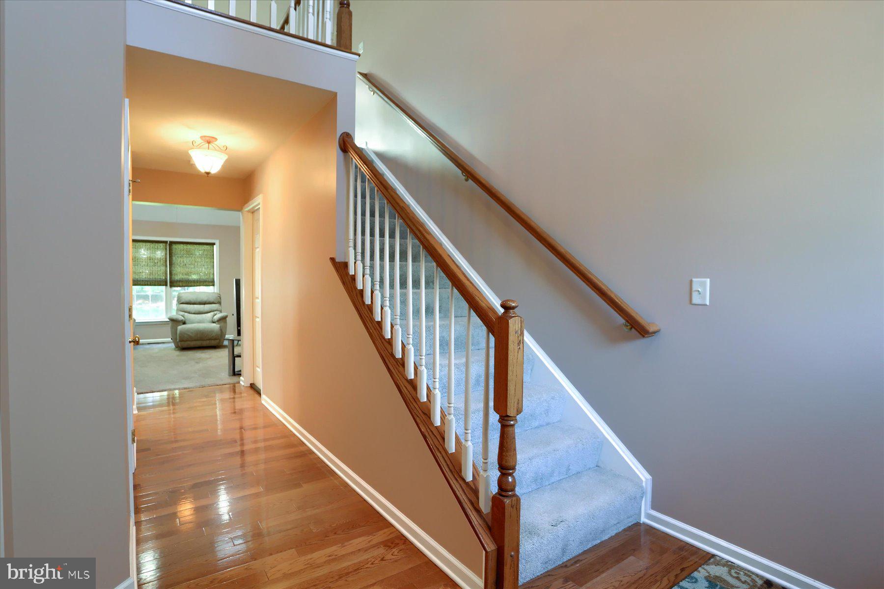 ARMITAGE SQUARE - Residential